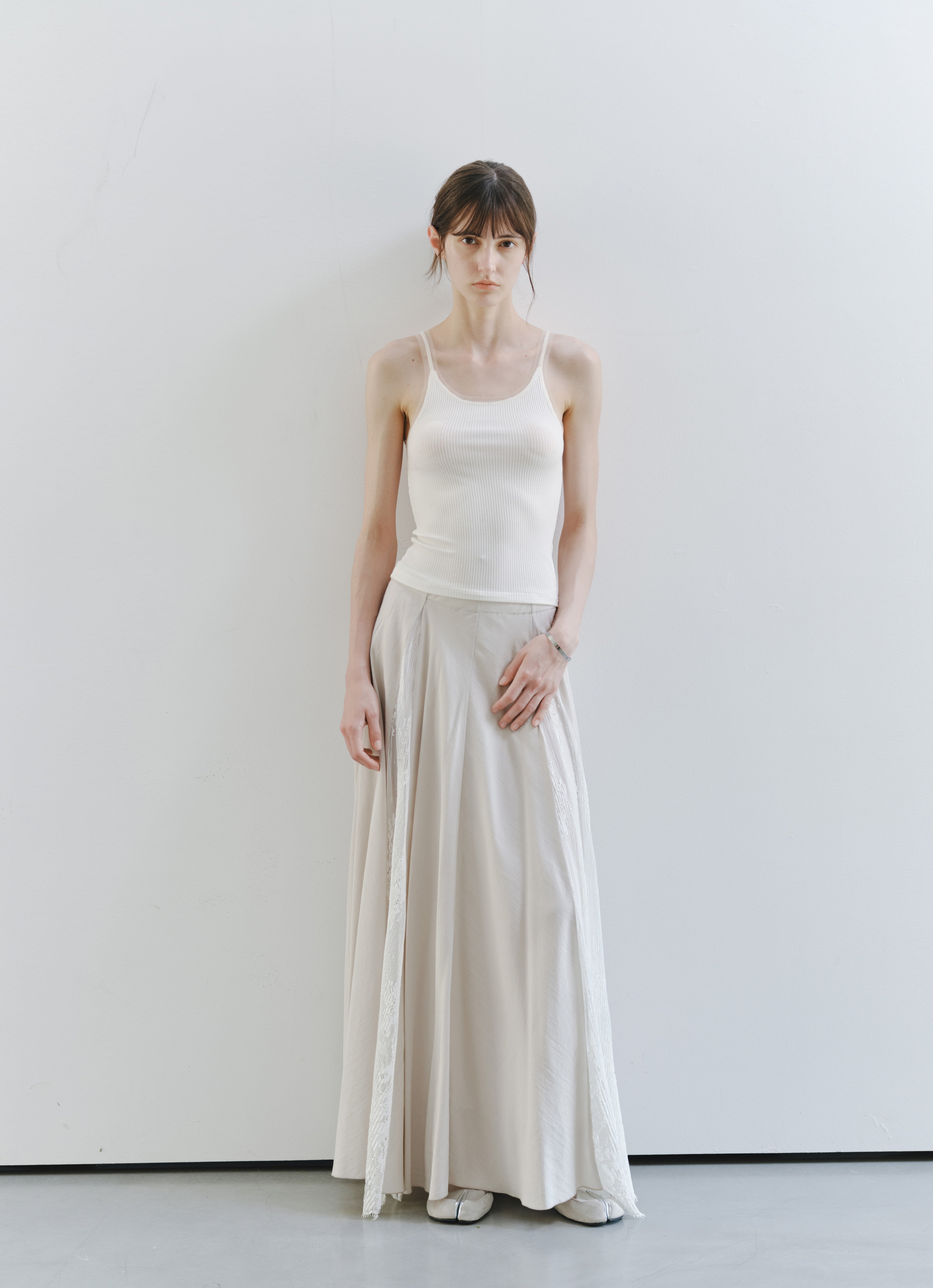 LACE ACCENT SOFT SKIRT