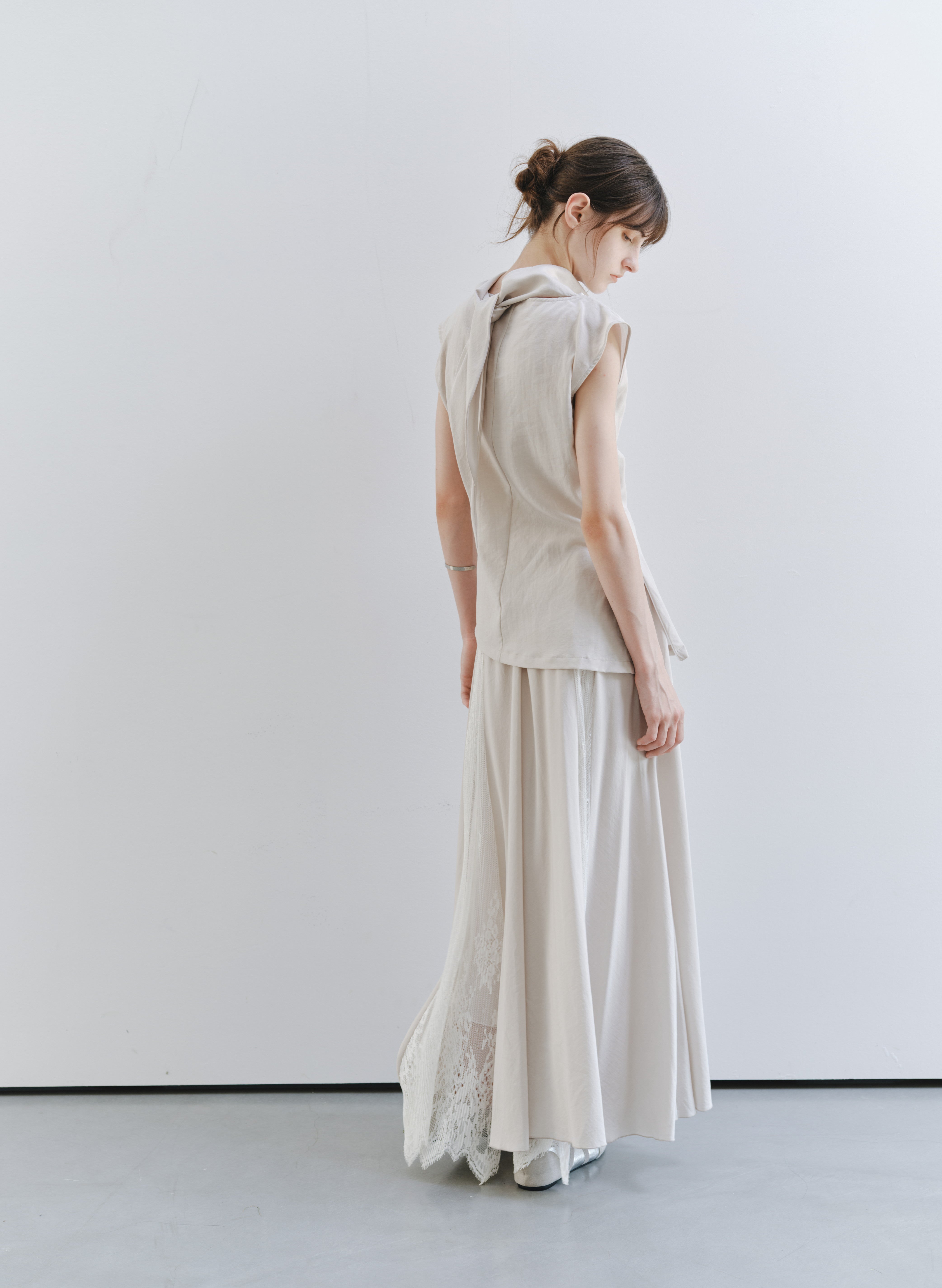 BACK TIE SOFT BLOUSE