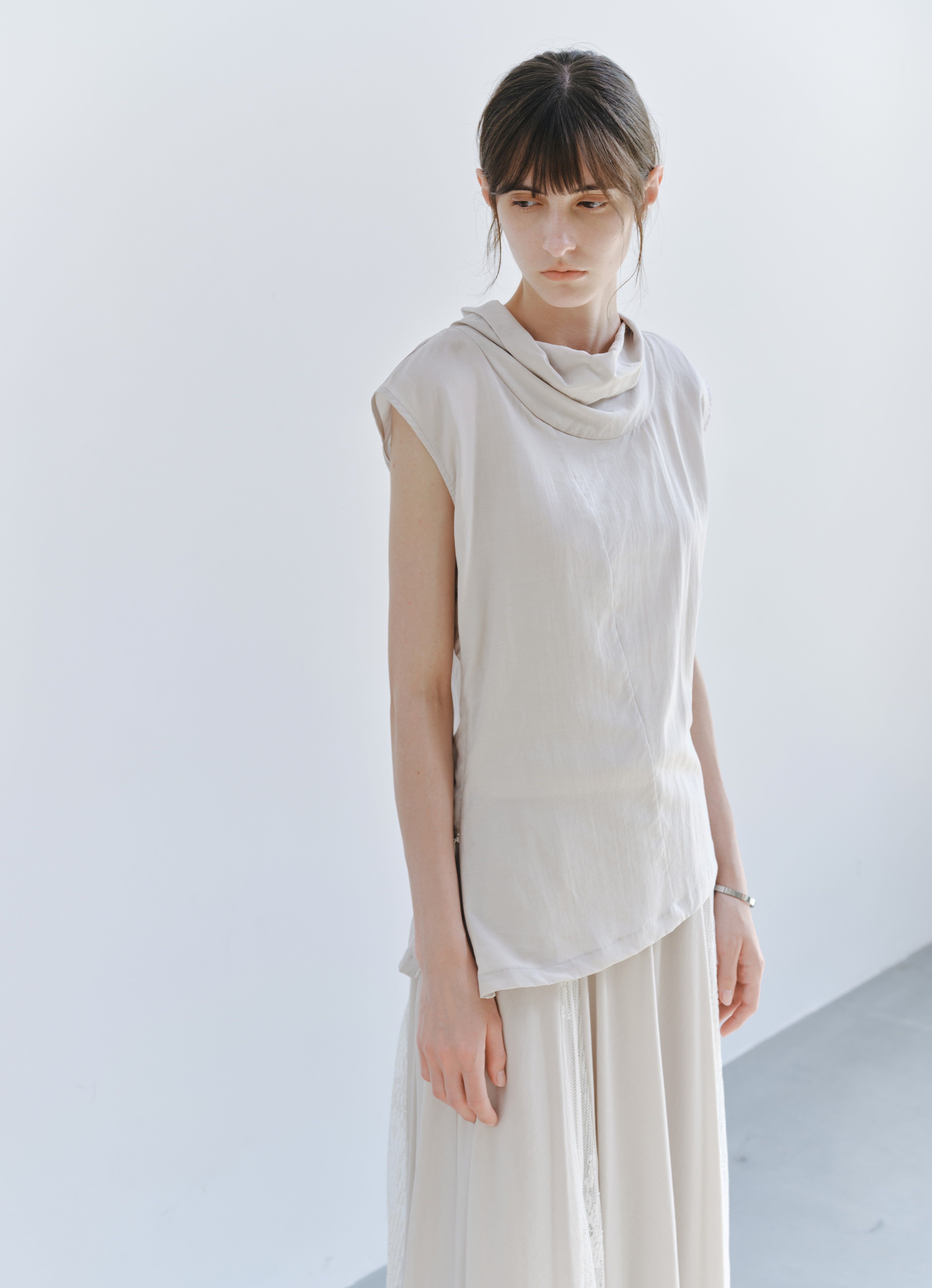 BACK TIE SOFT BLOUSE