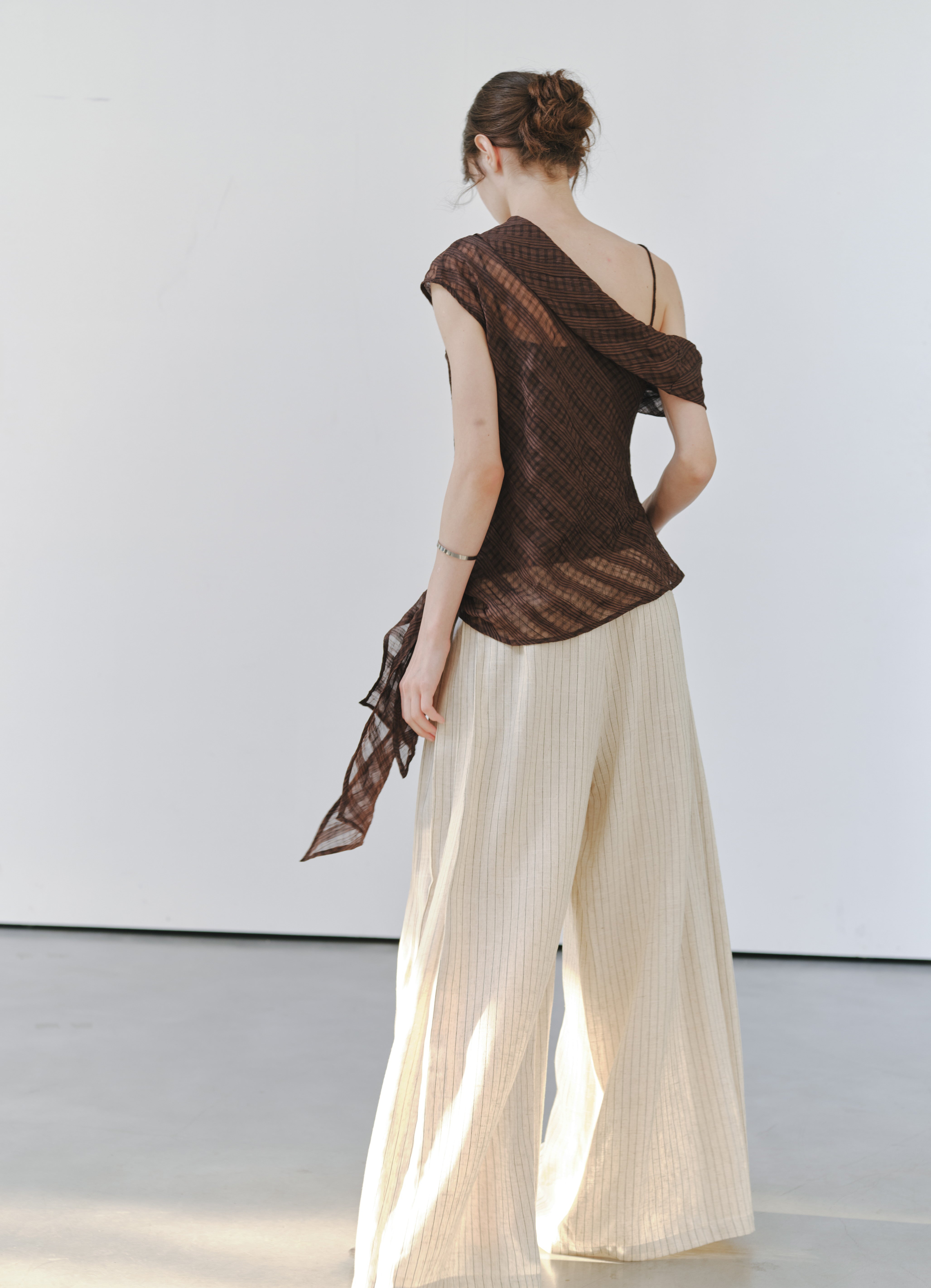SIDE EDGE CHECK BLOUSE