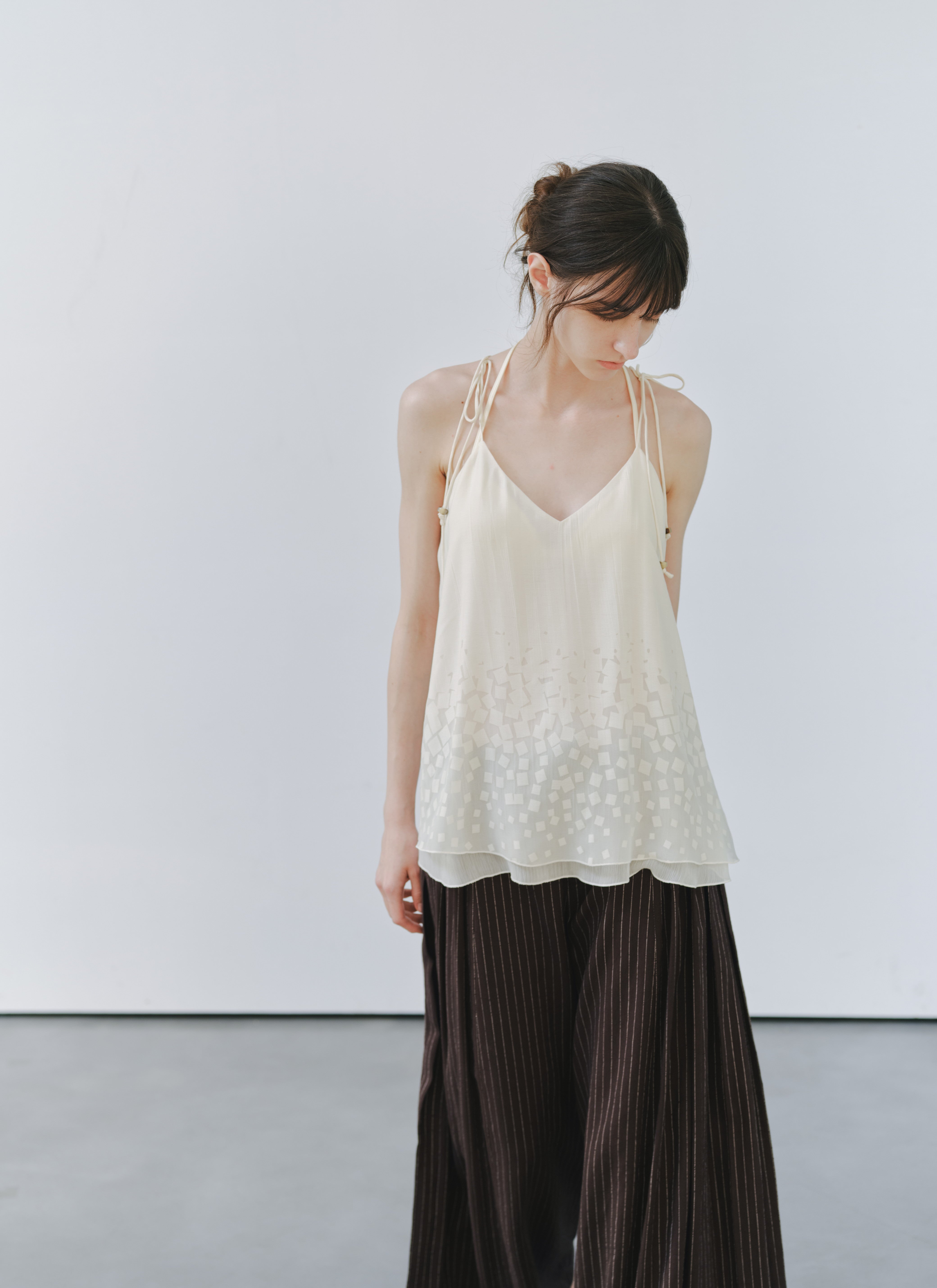 LAYERED FLARE CAMI TOP