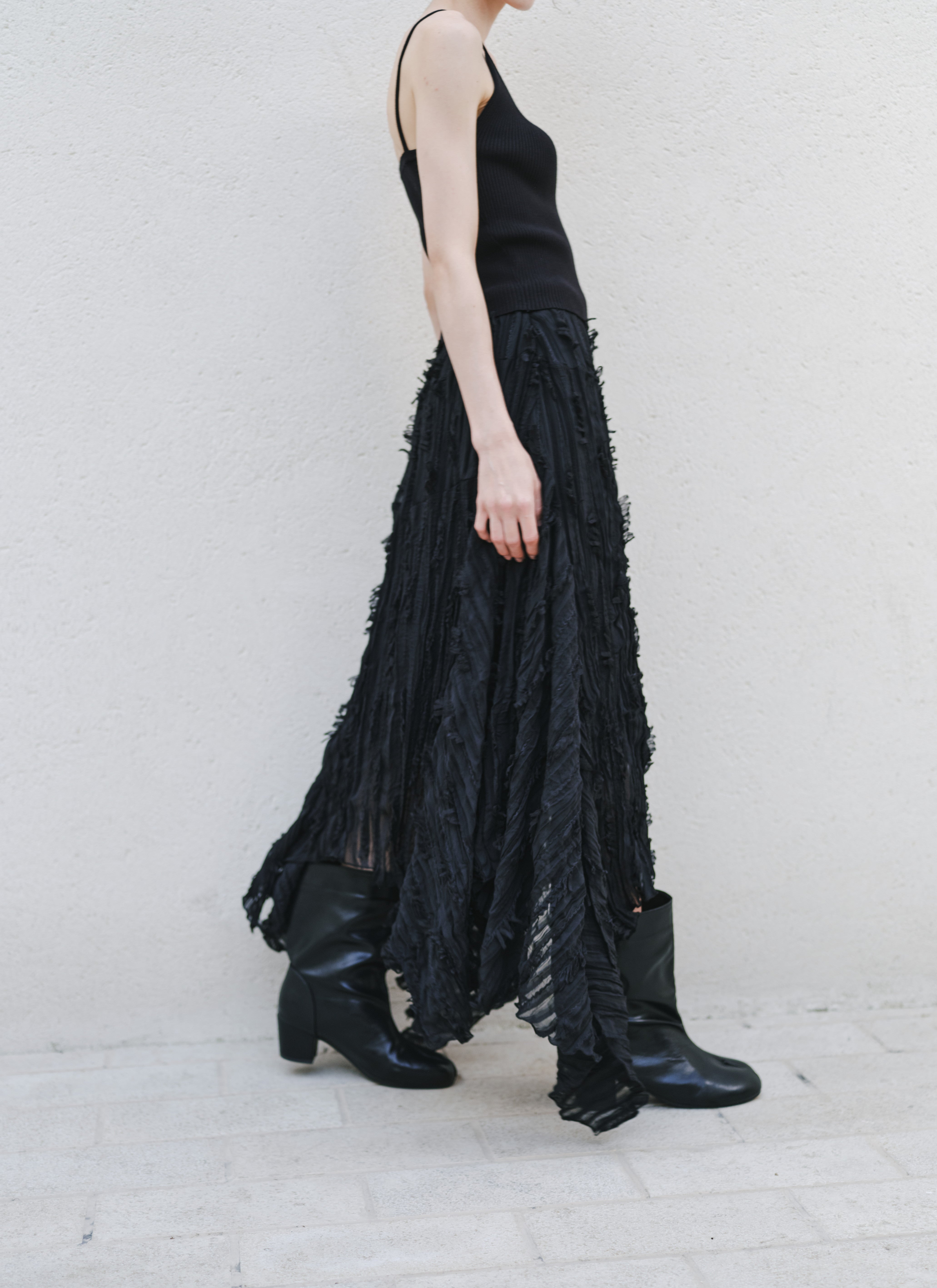 FEATHER TOUCH DESIGN SKIRT