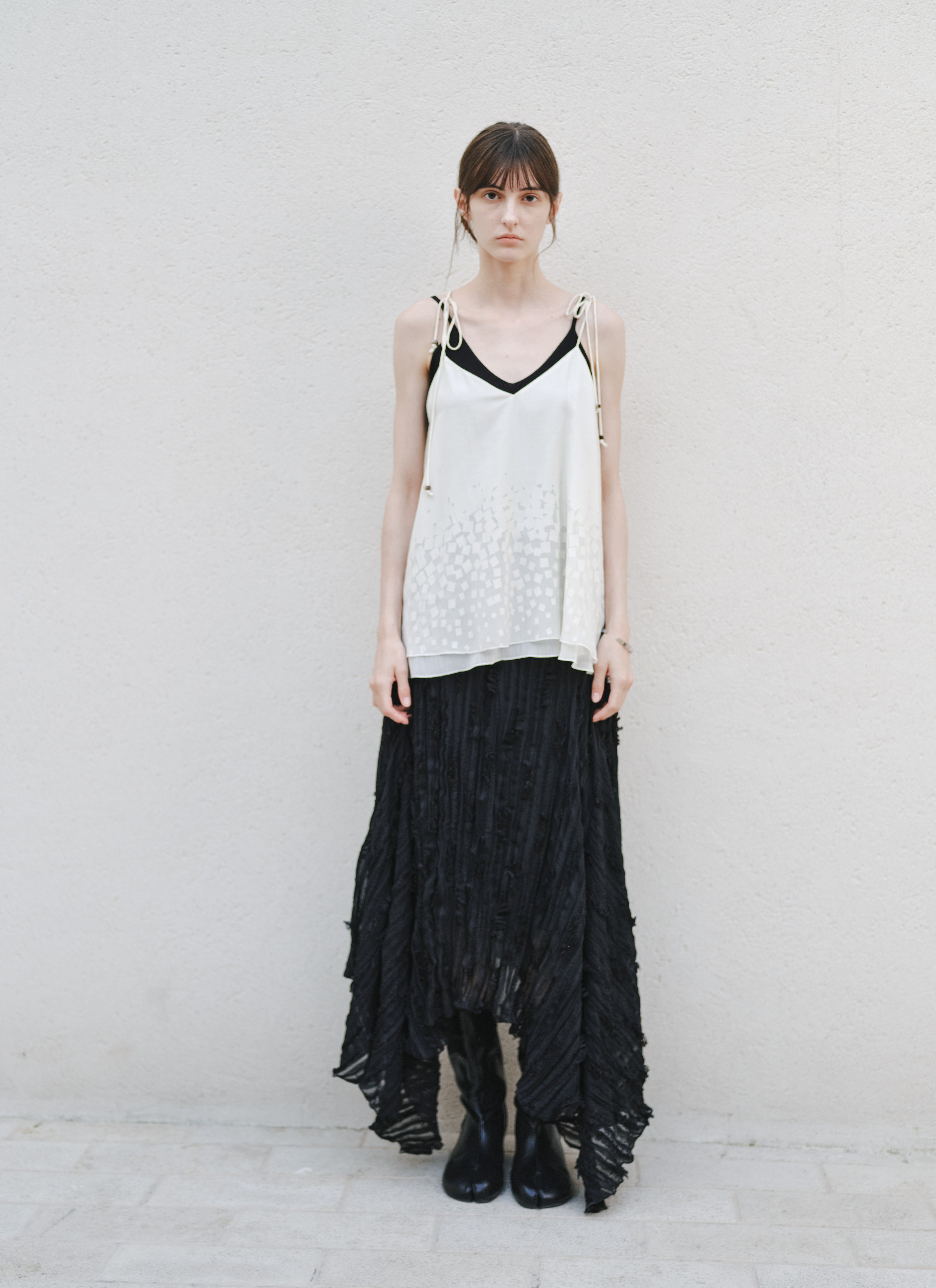 FEATHER TOUCH DESIGN SKIRT