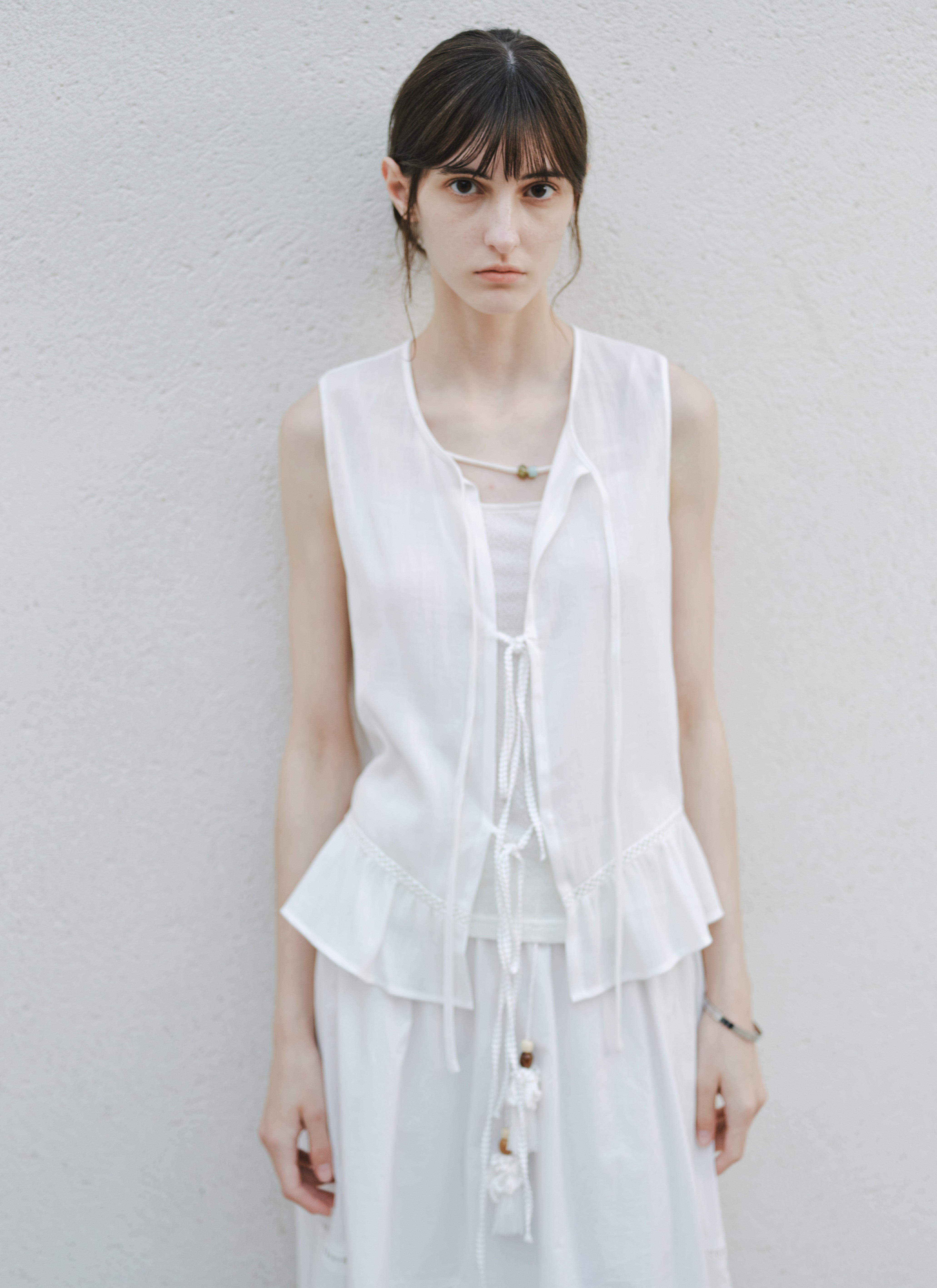 FRILL HEM TIE BLOUSE