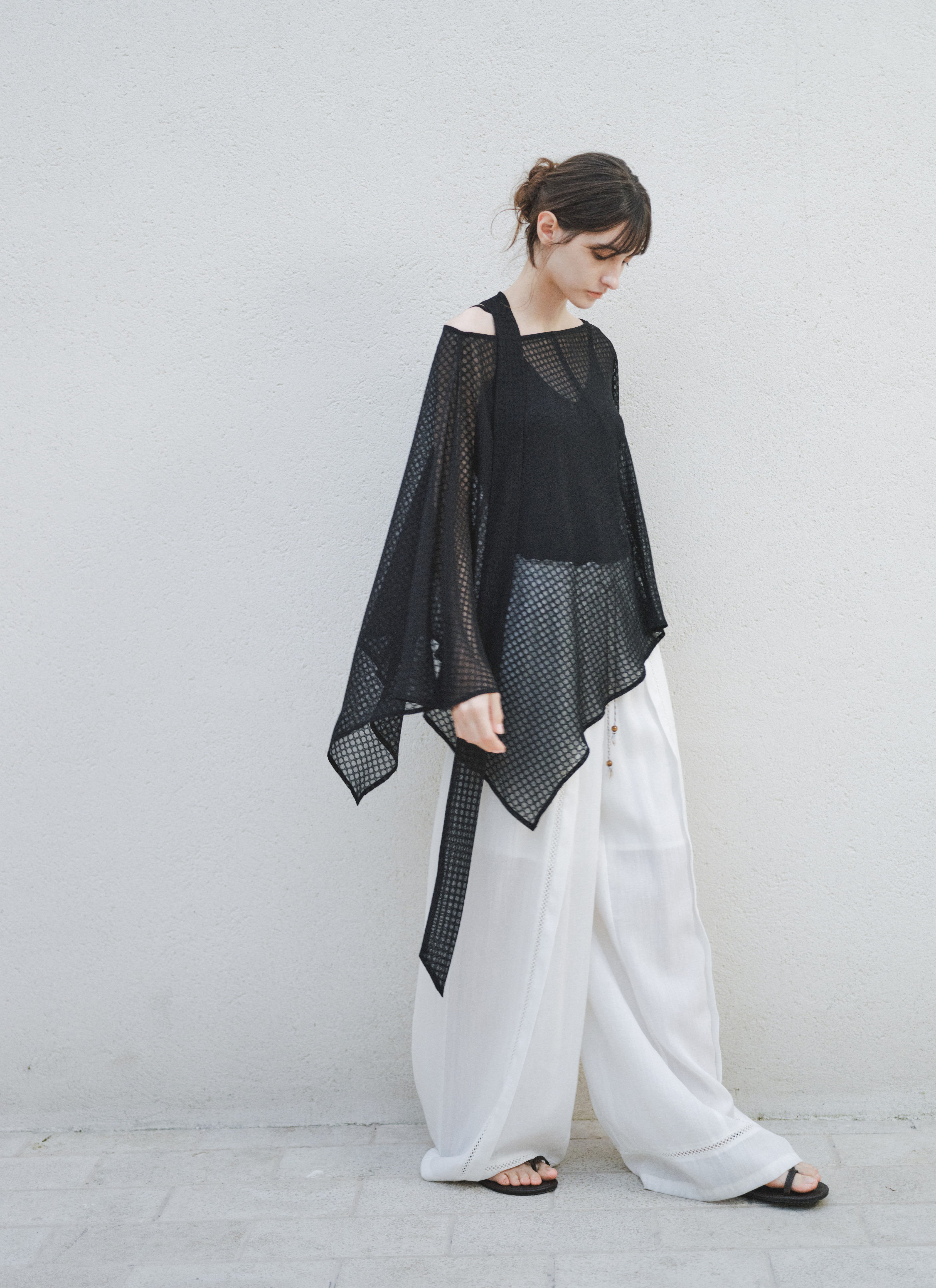 CROCHET LINE WIDE PANTS