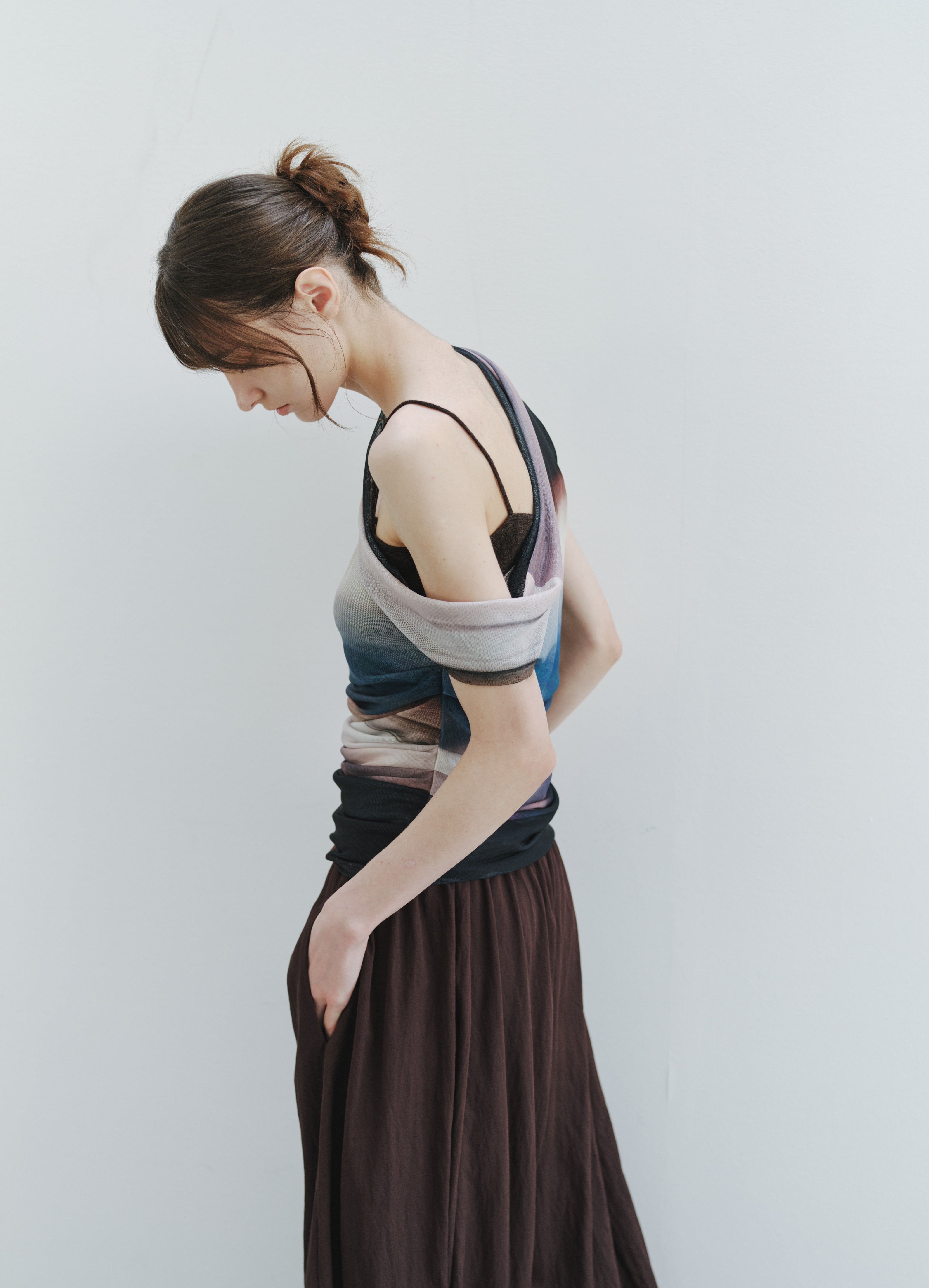 LIGHT SHADOW MESH TOP