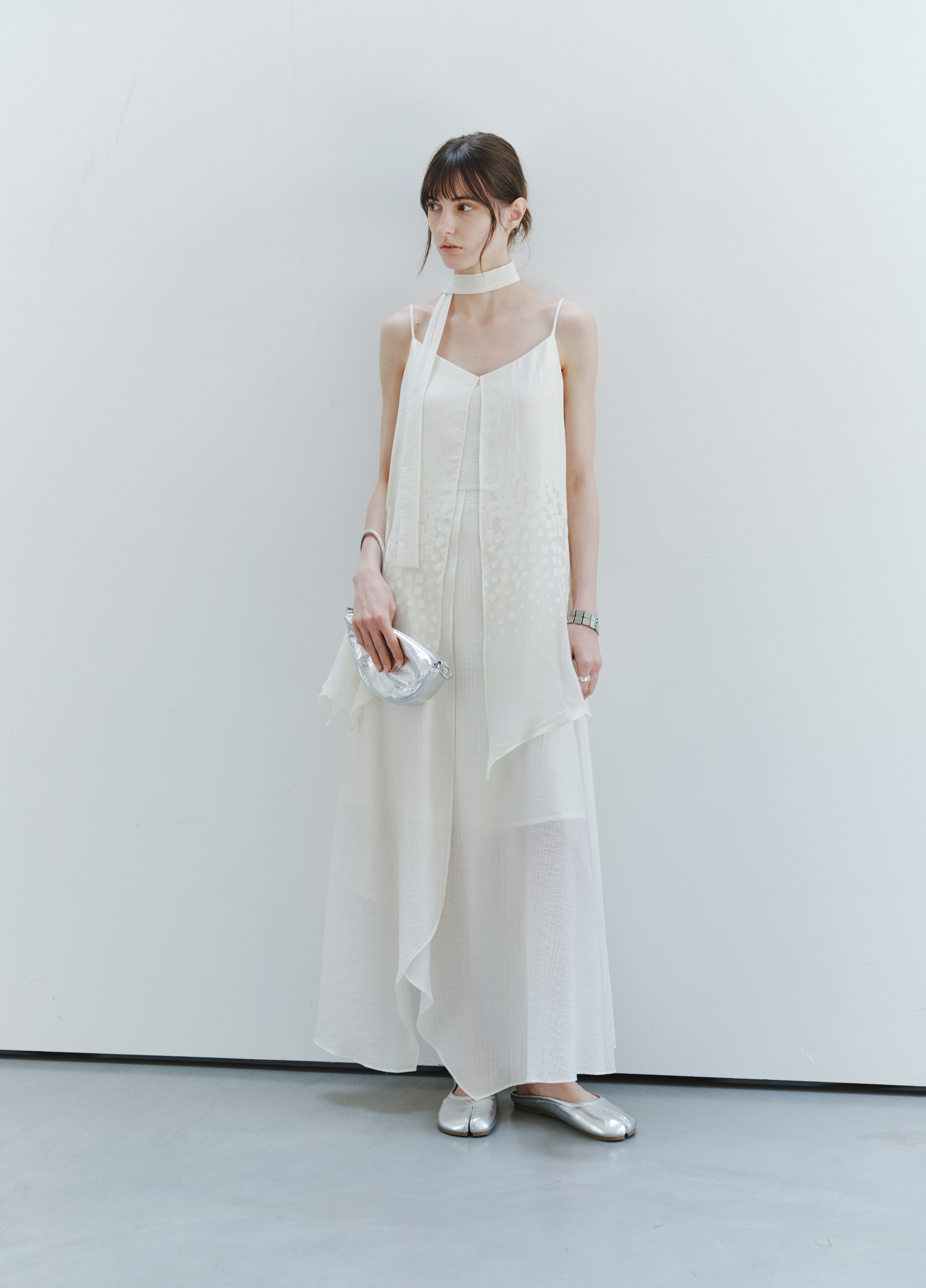 LAYERED FLARE FLOW DRESS