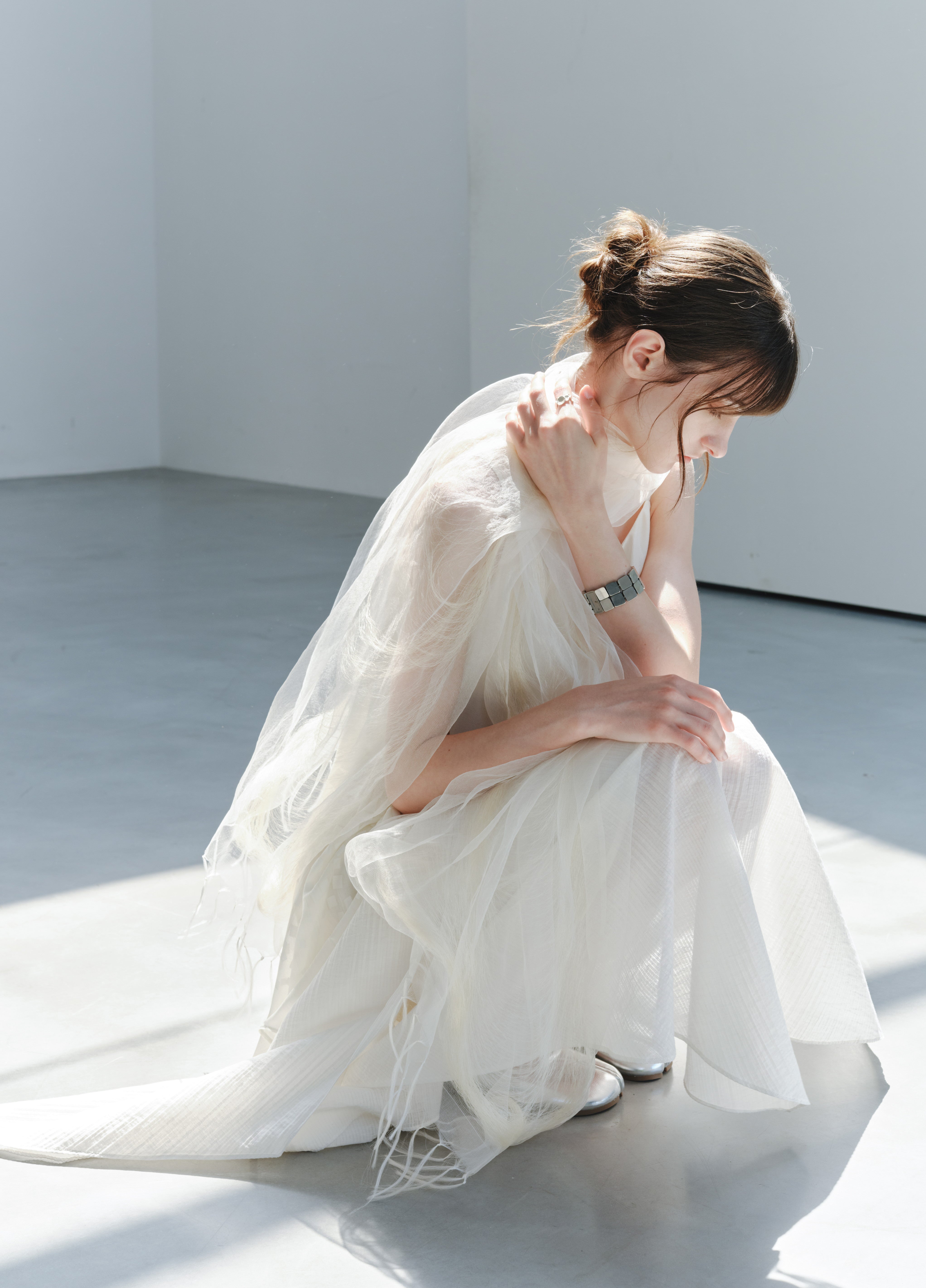 LAYERED FLARE FLOW DRESS