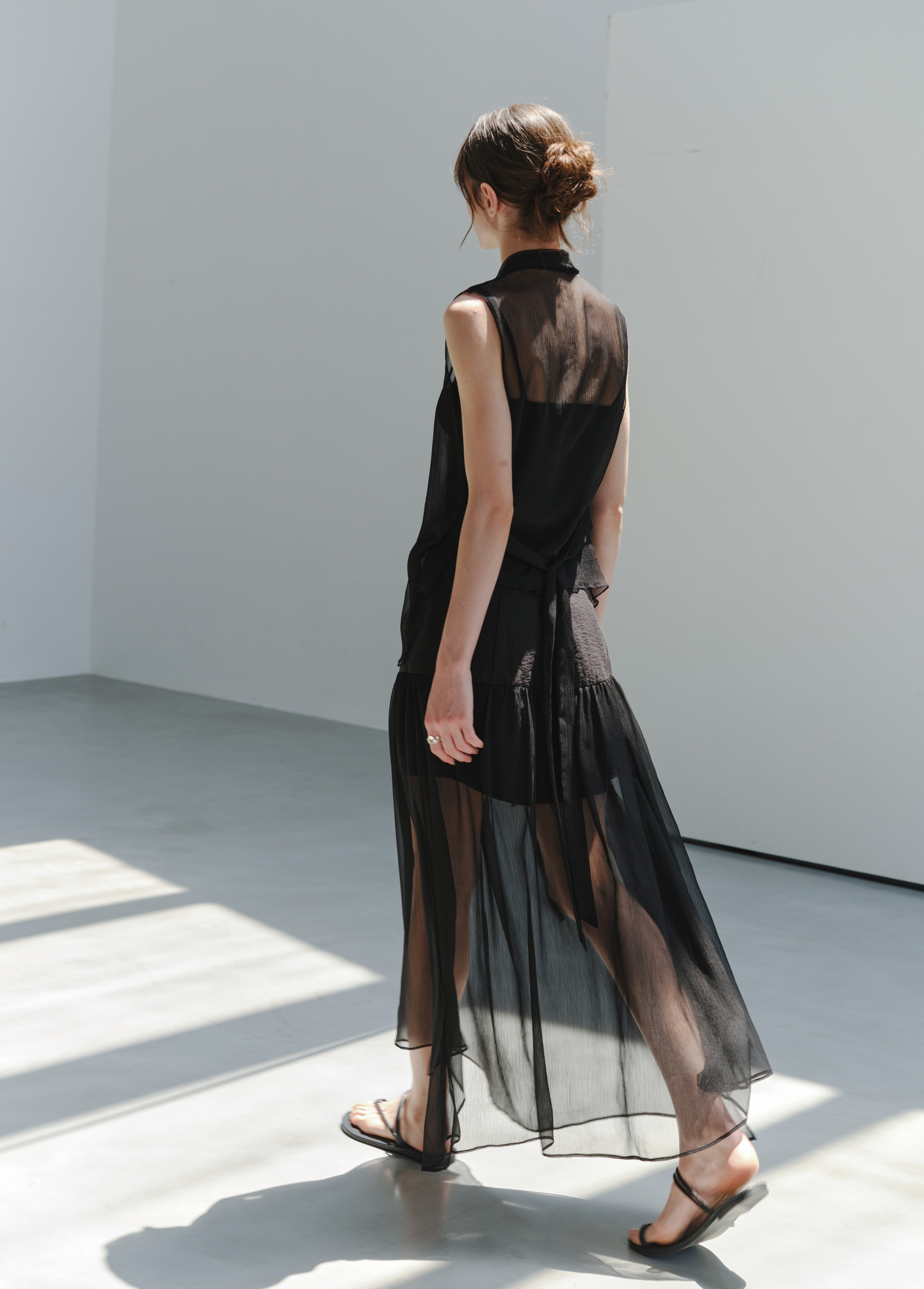 SHEER TULLE PLEAT SKIRT