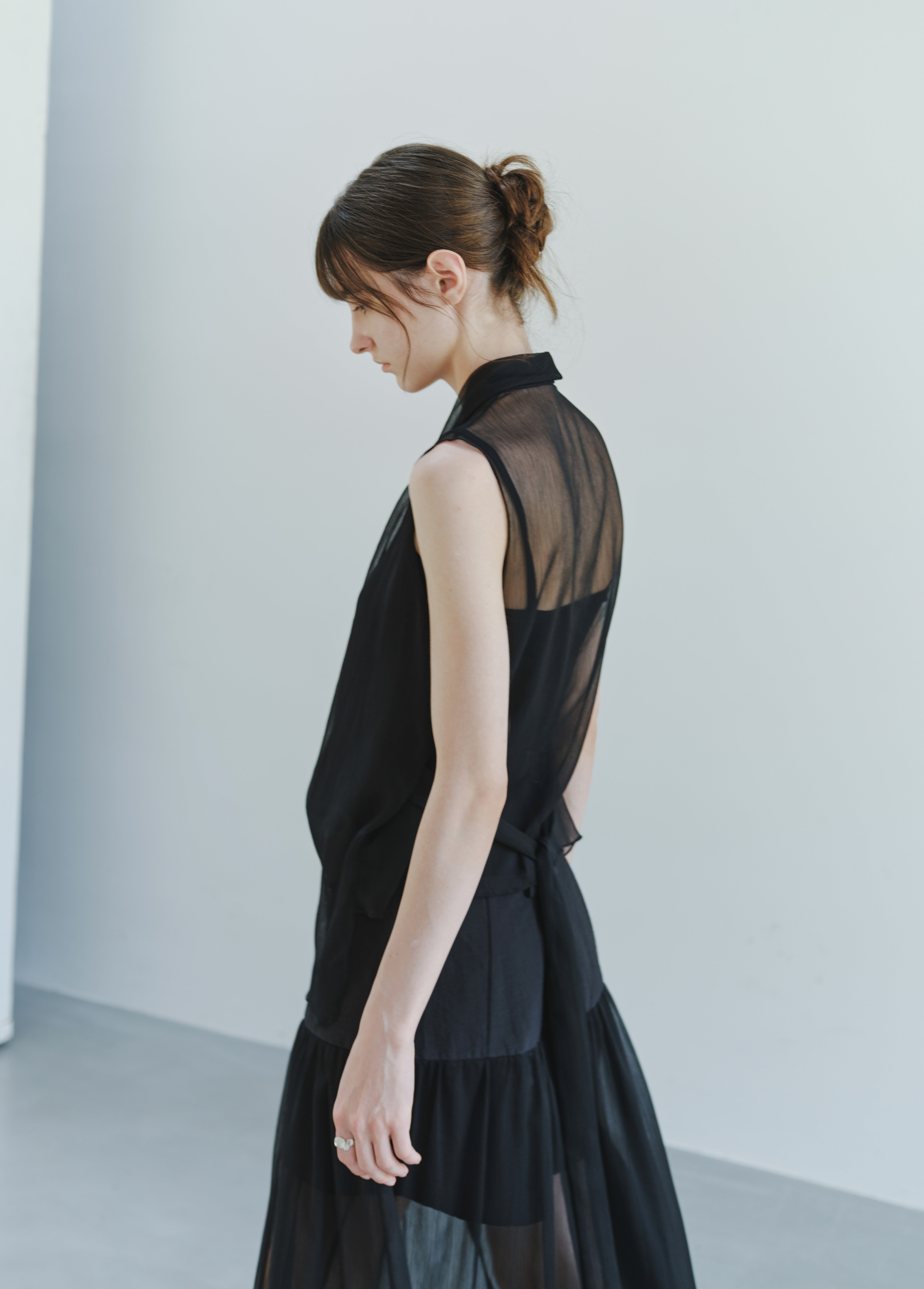 HALF SHEER CACHECOEUR BLOUSE