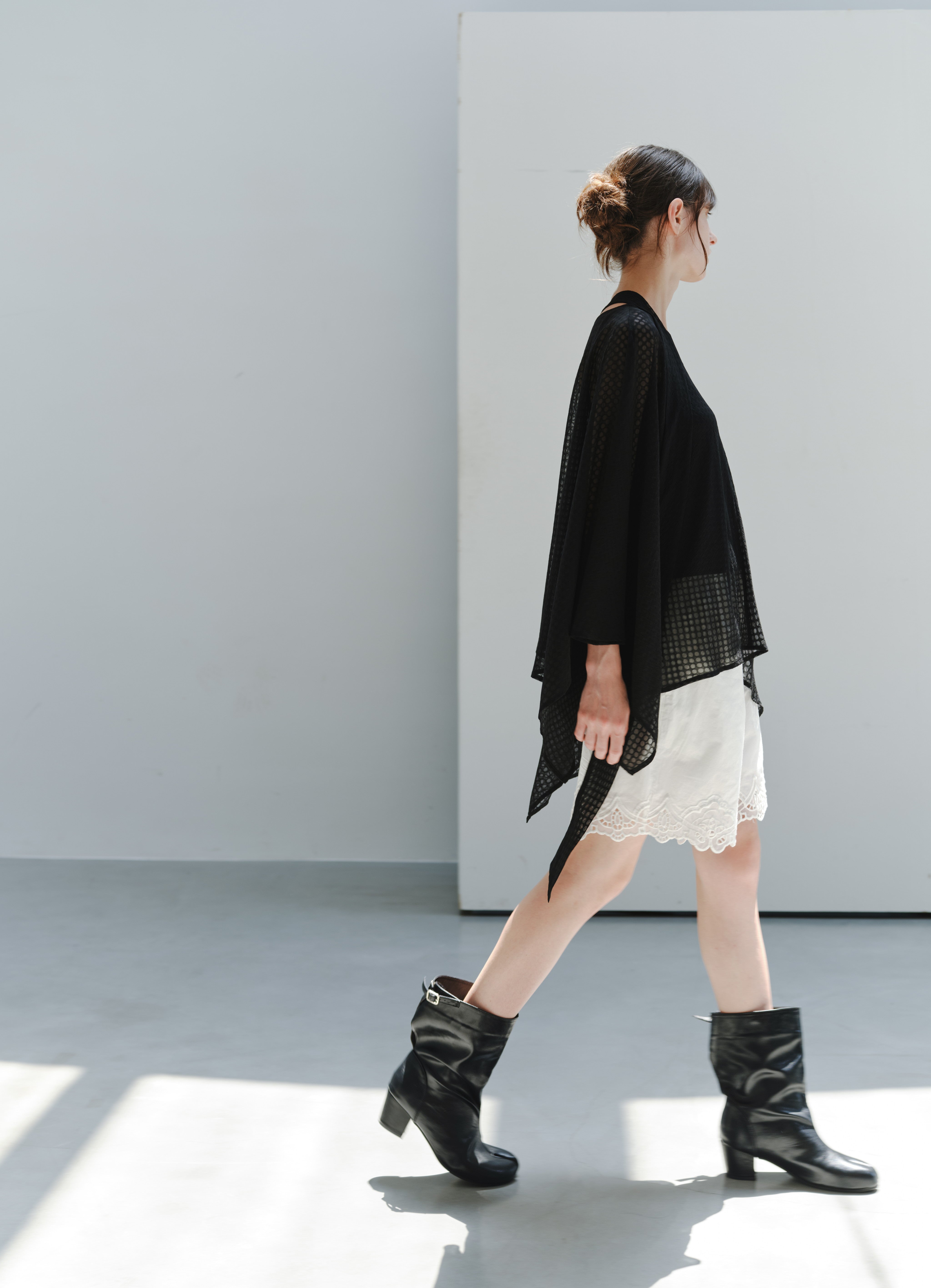 MULTI LAYERED BUBBLE TOP
