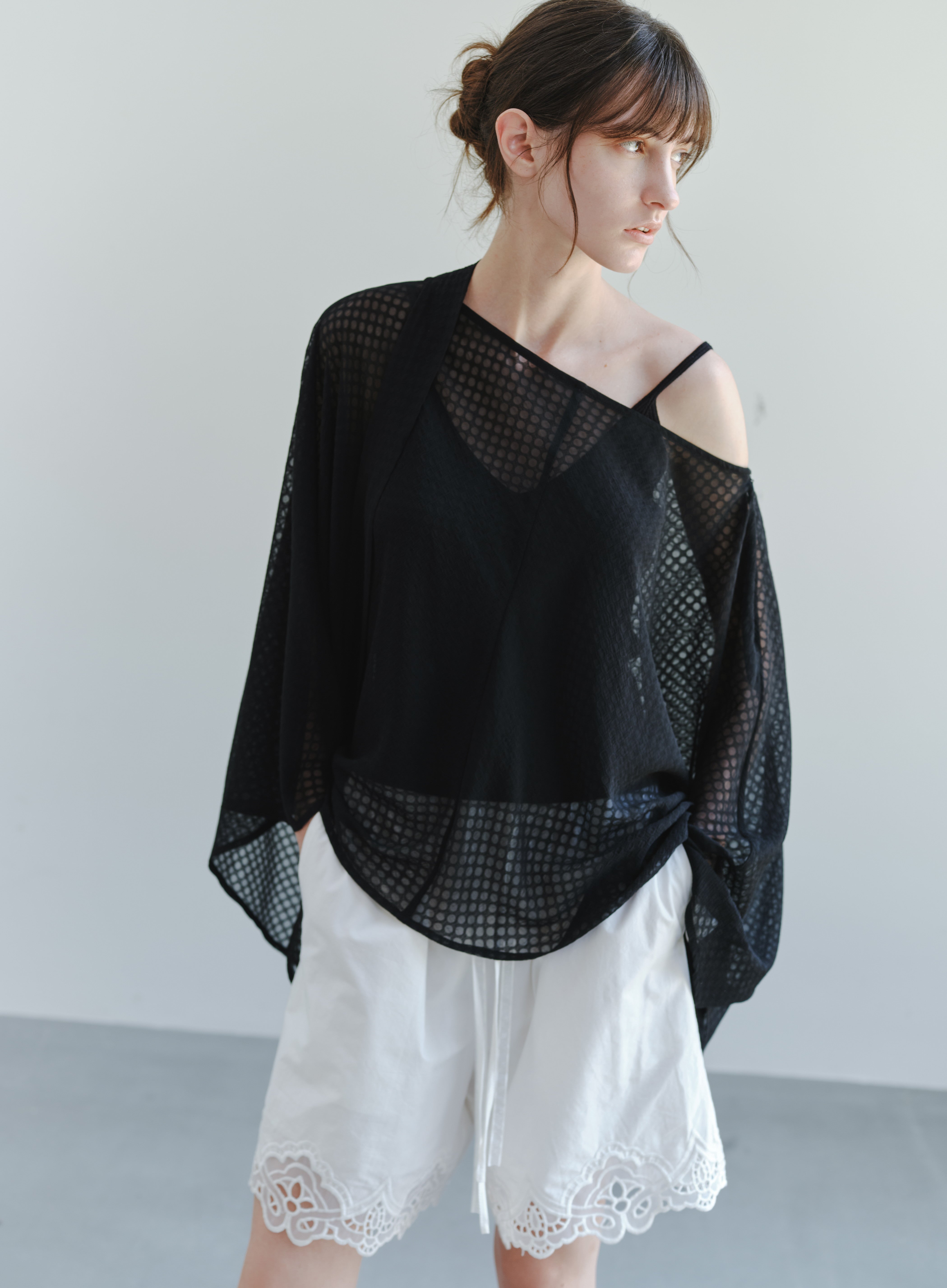 MULTI LAYERED BUBBLE TOP