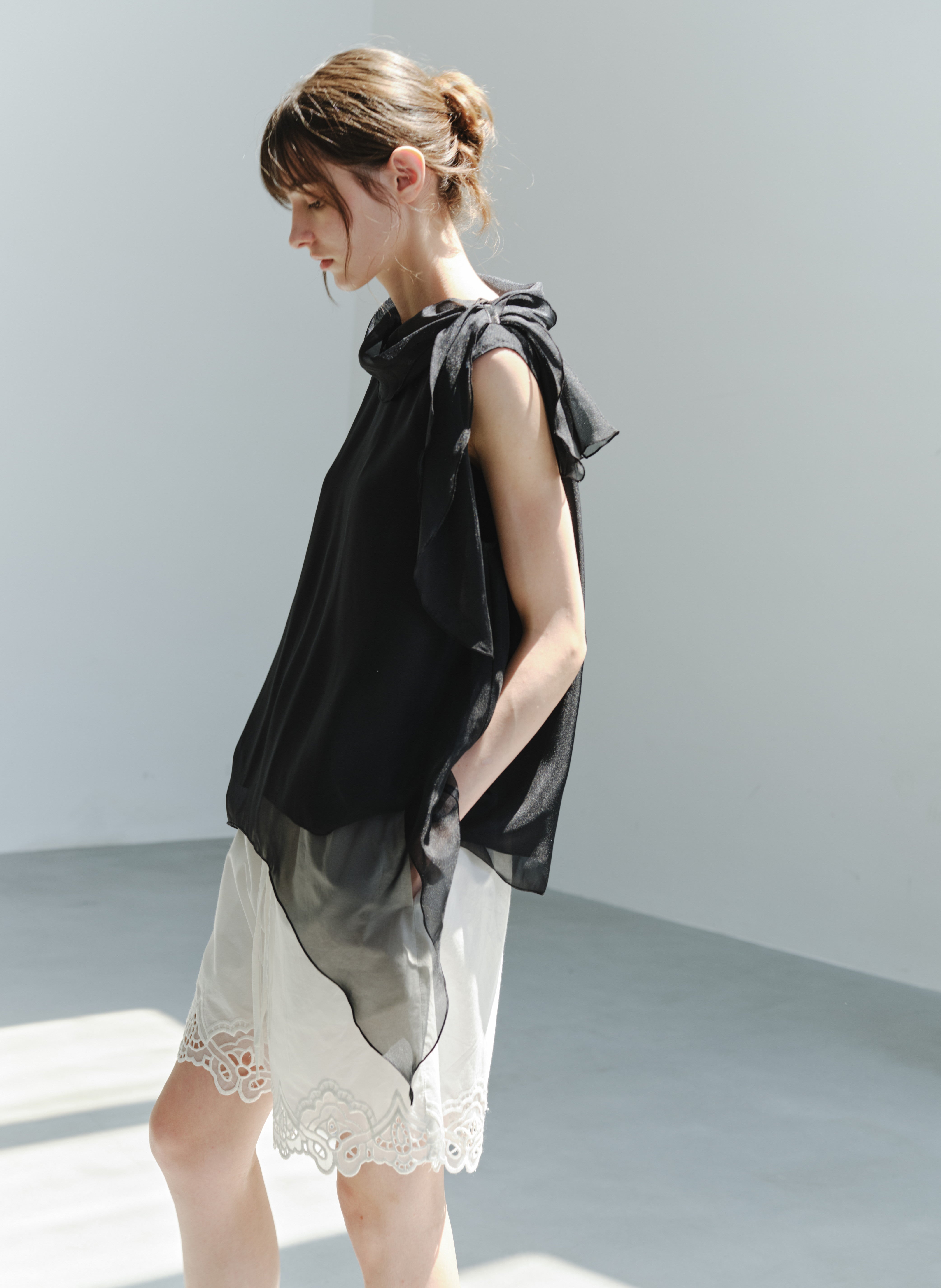 SHEER VEIL LAYERED BLOUSE