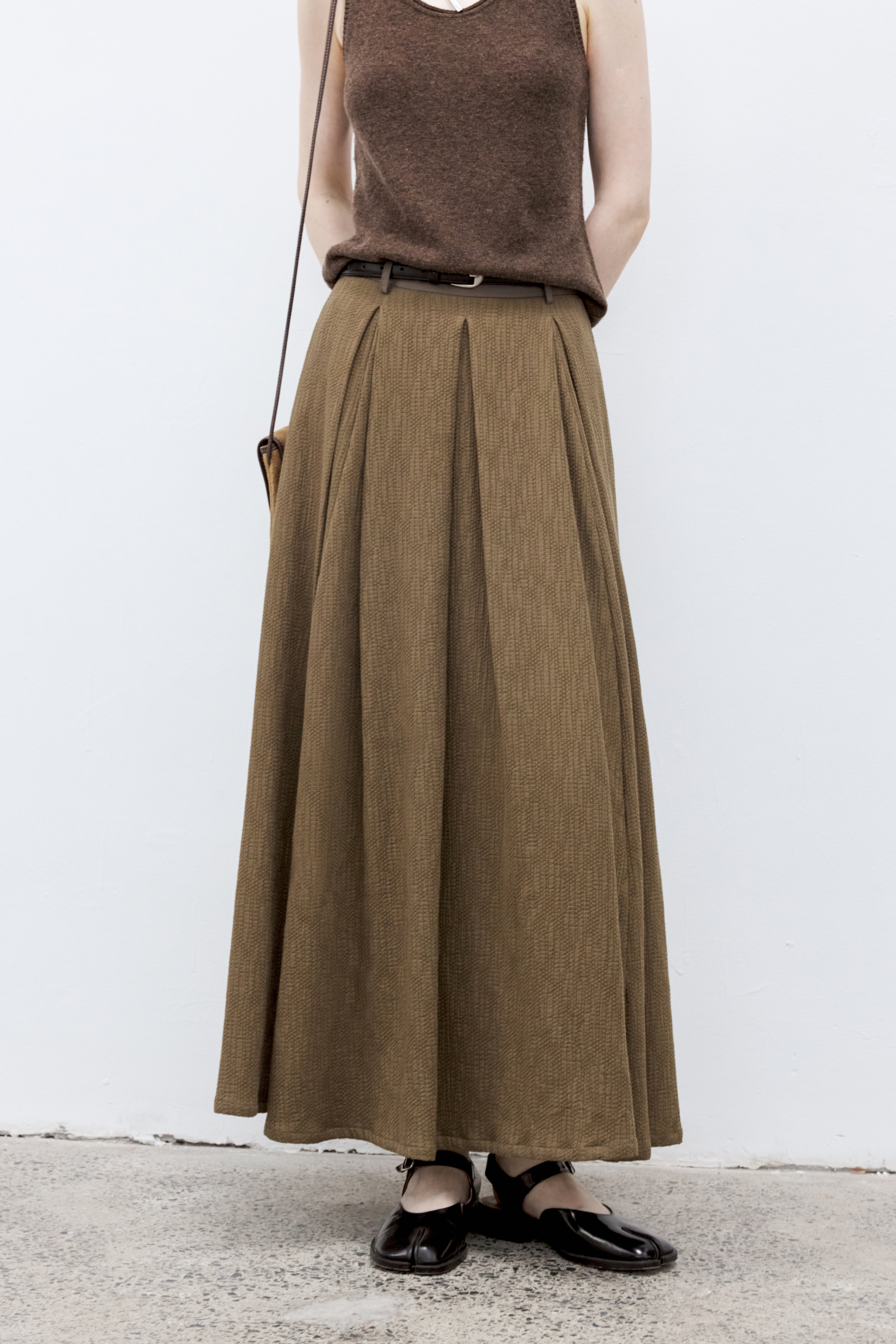 PLEATED FLARE CALM SKIRT / プリーツフレアカームスカート