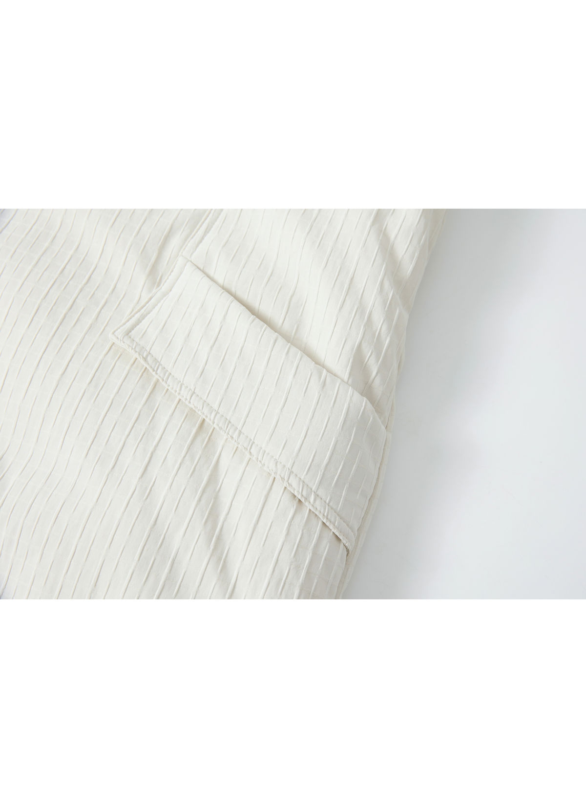 QUILTED TEXTURE WARM TRENCH