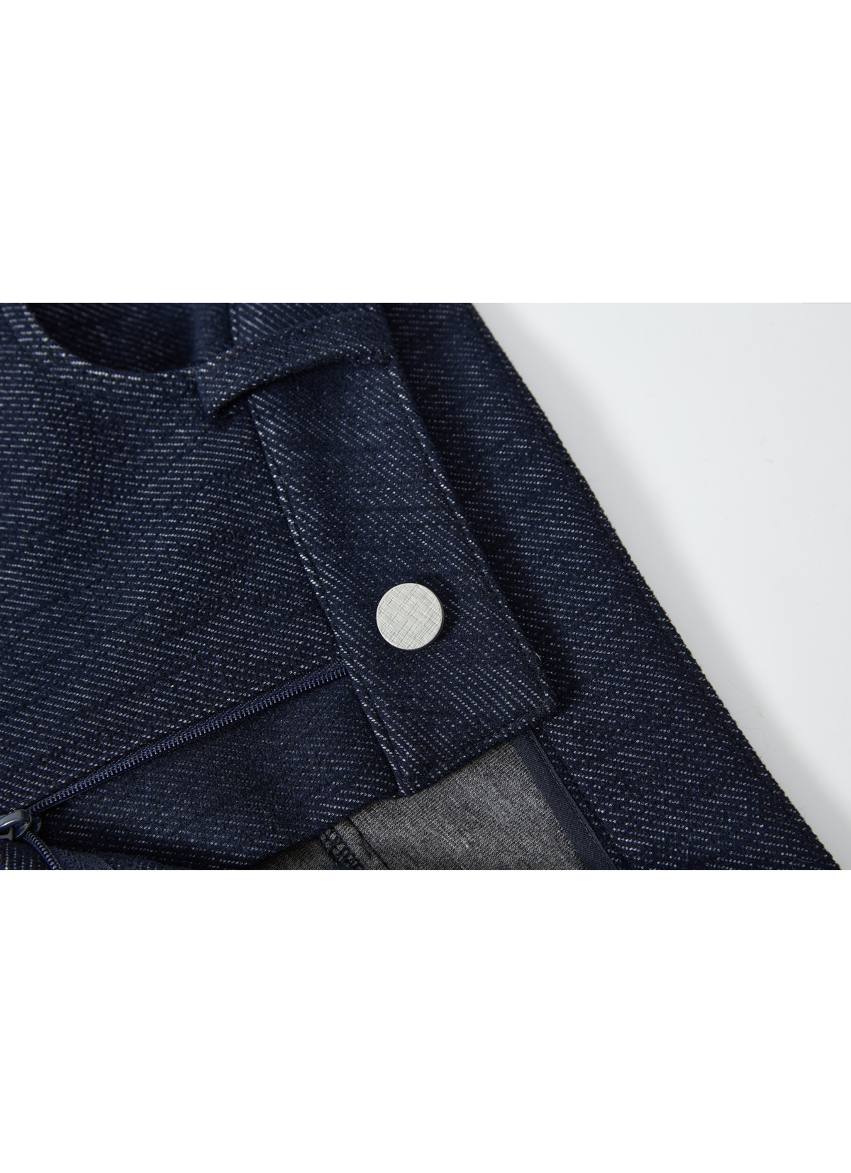 FLARE FIT COLOR PANTS