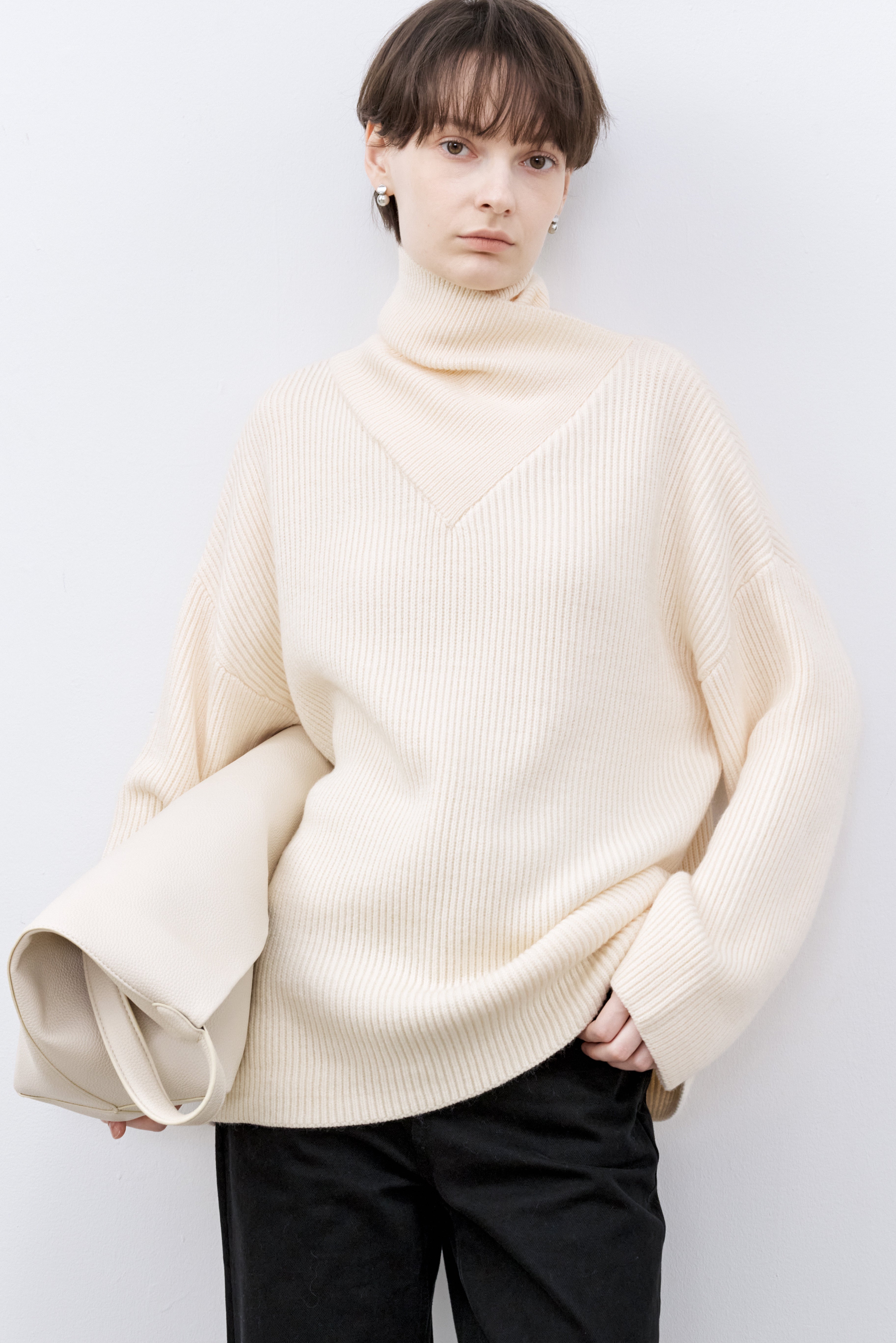 CROSS NECK OVER SWEATER / クロスネックオーバーセーター