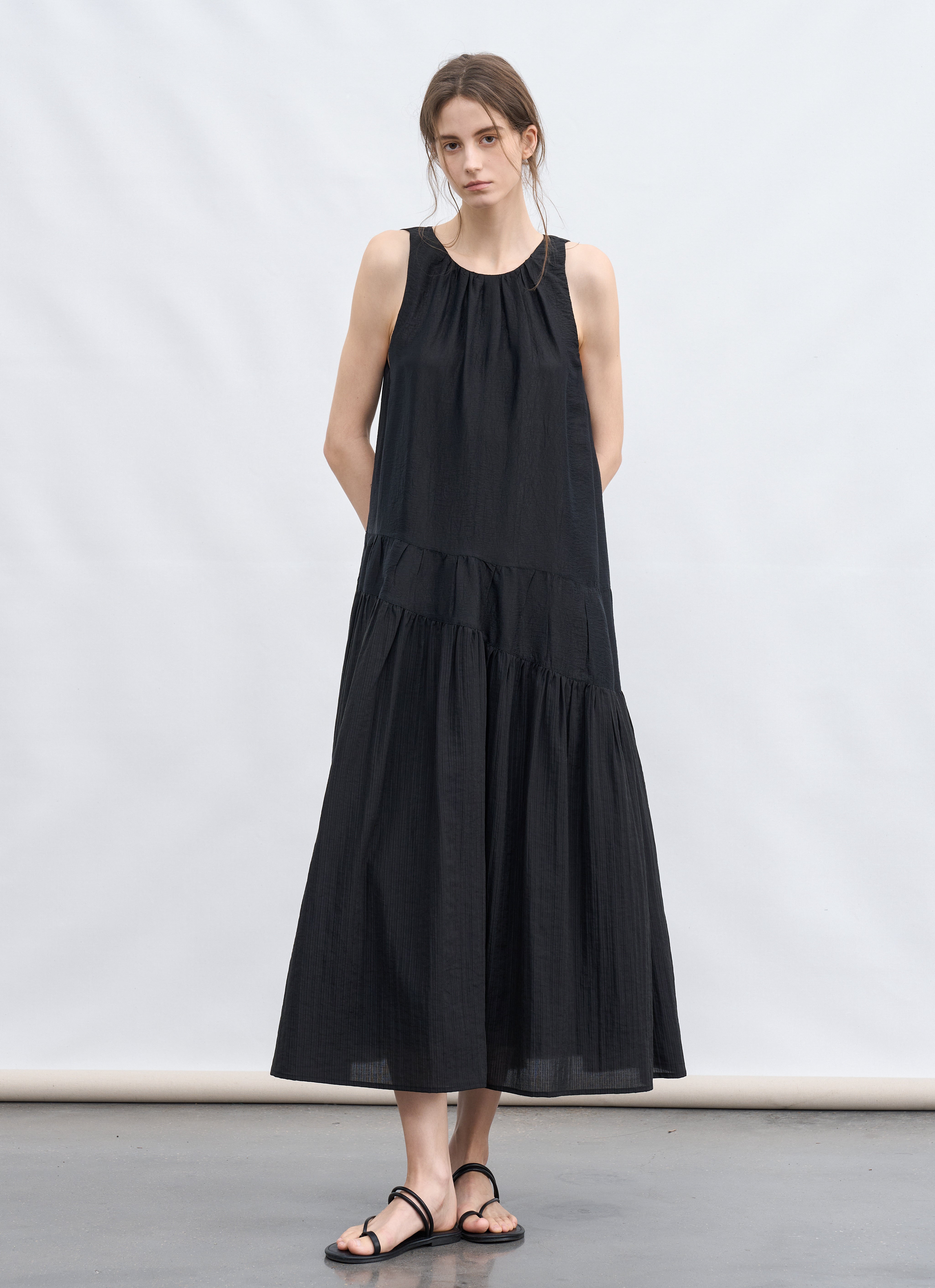 BACK RIBBON SMOOTH DRESS / バックリボンスムースワンピース