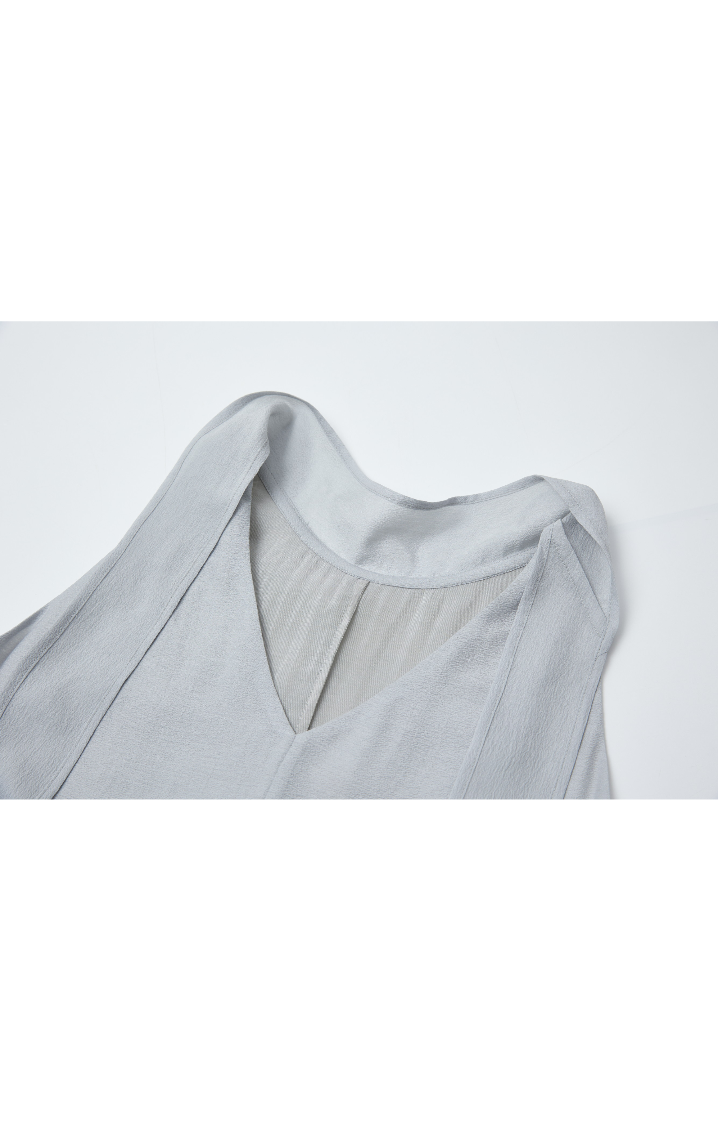 HALTER NECK FLARE DRESS / ホルターネックフレアワンピース