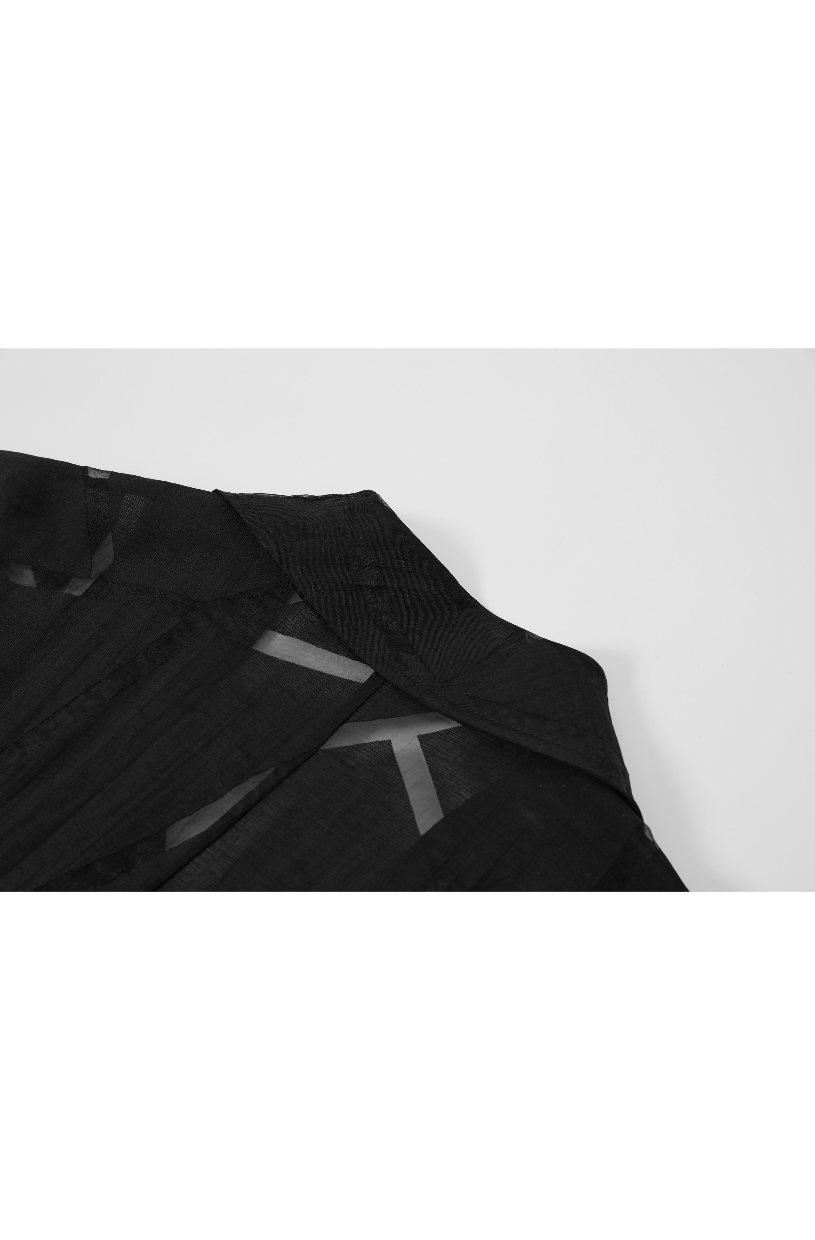 GEOMETRIC SHEER LIGHT JACKET