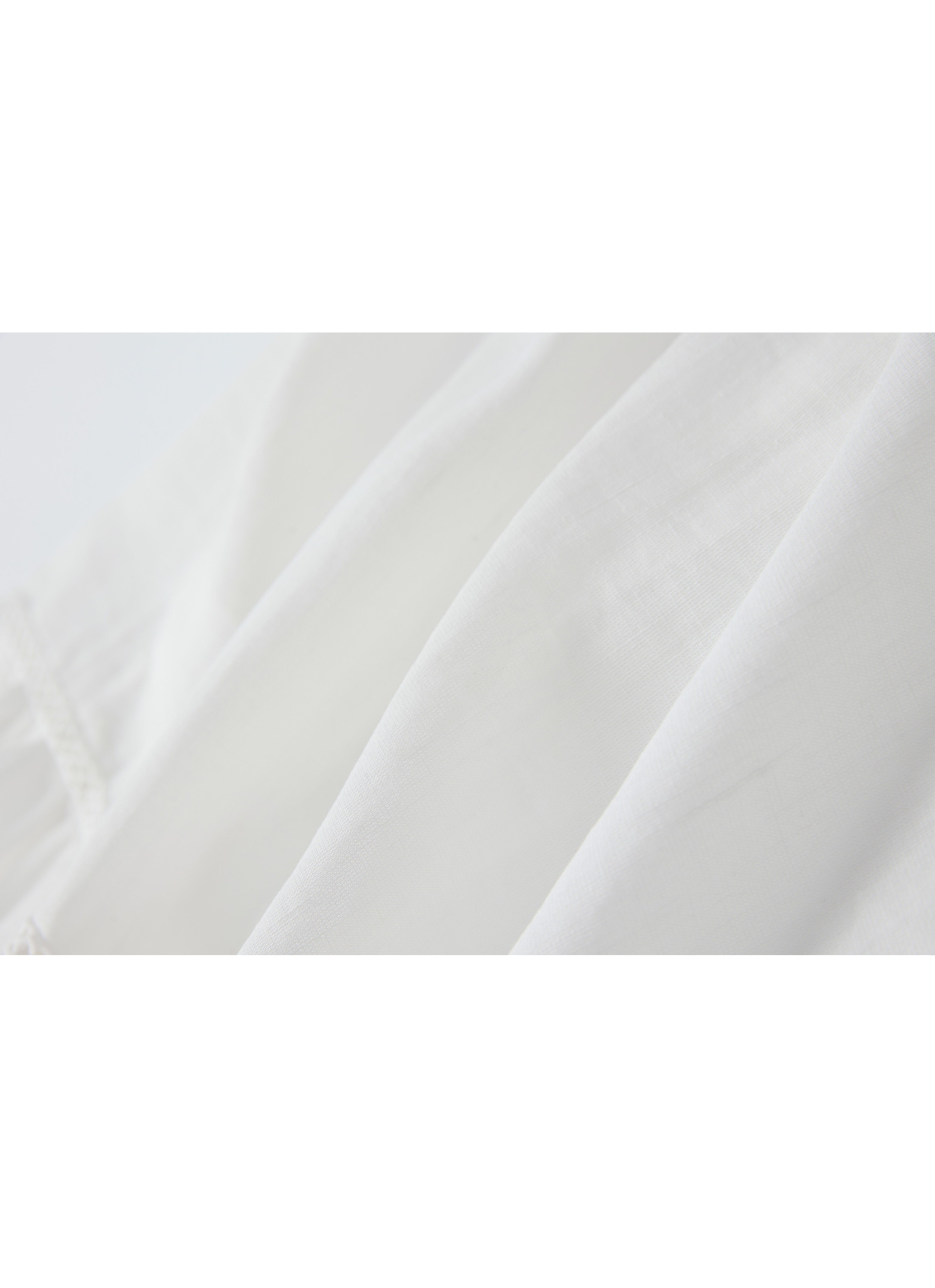 FRILL HEM TIE BLOUSE