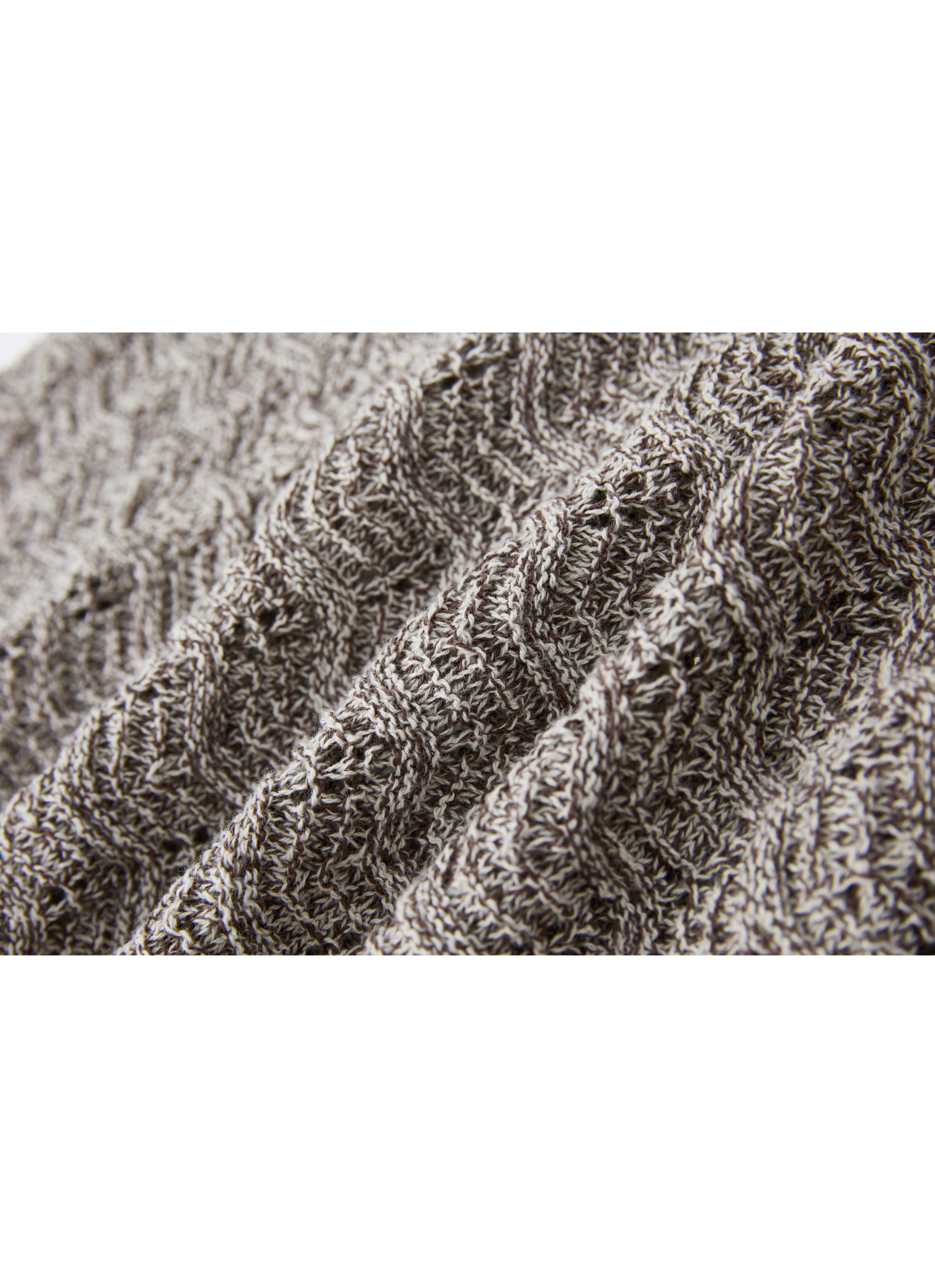 LOOSE TWIST KNIT VEST