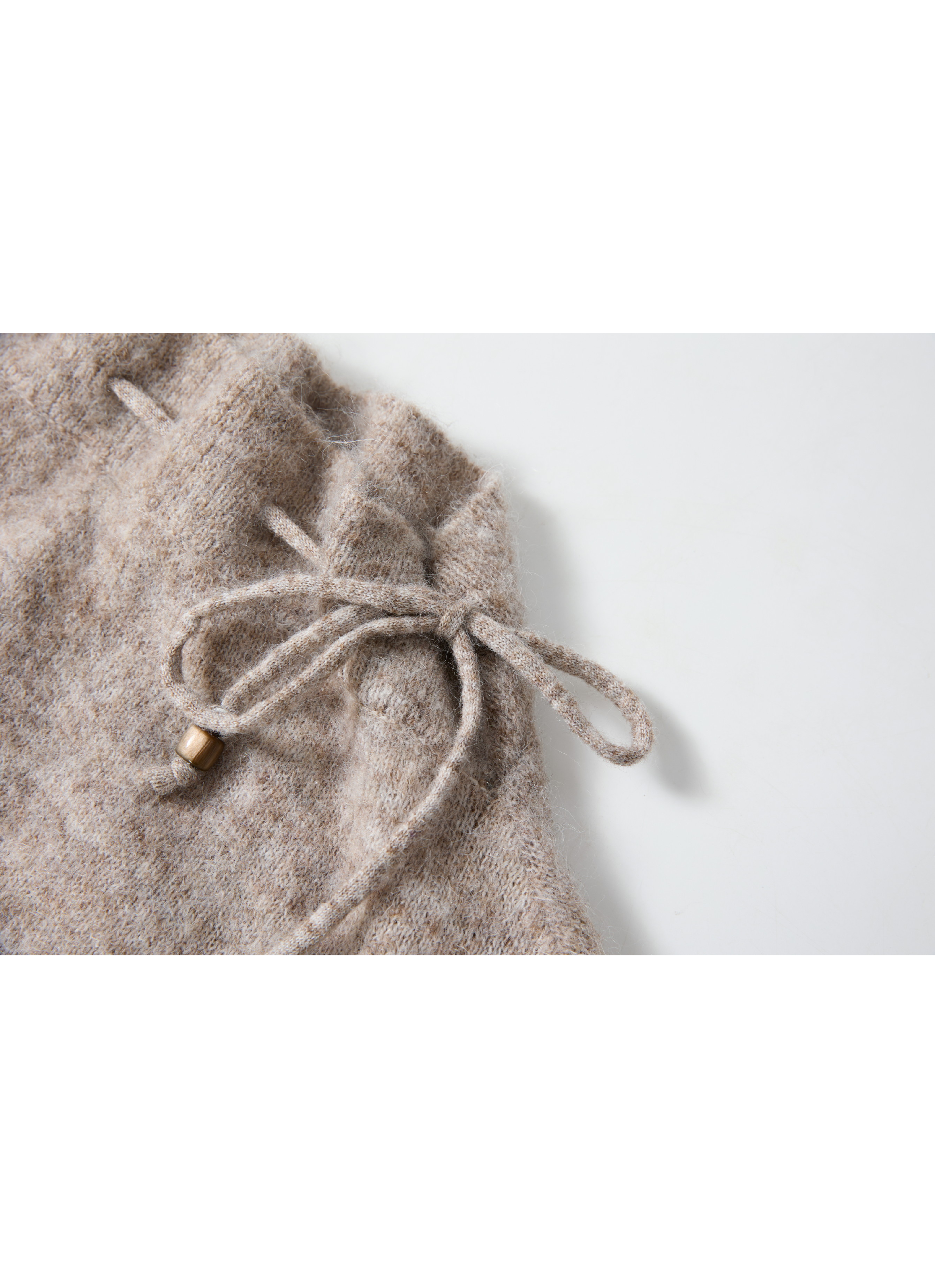 2WAY STRING POUCH SWEATER