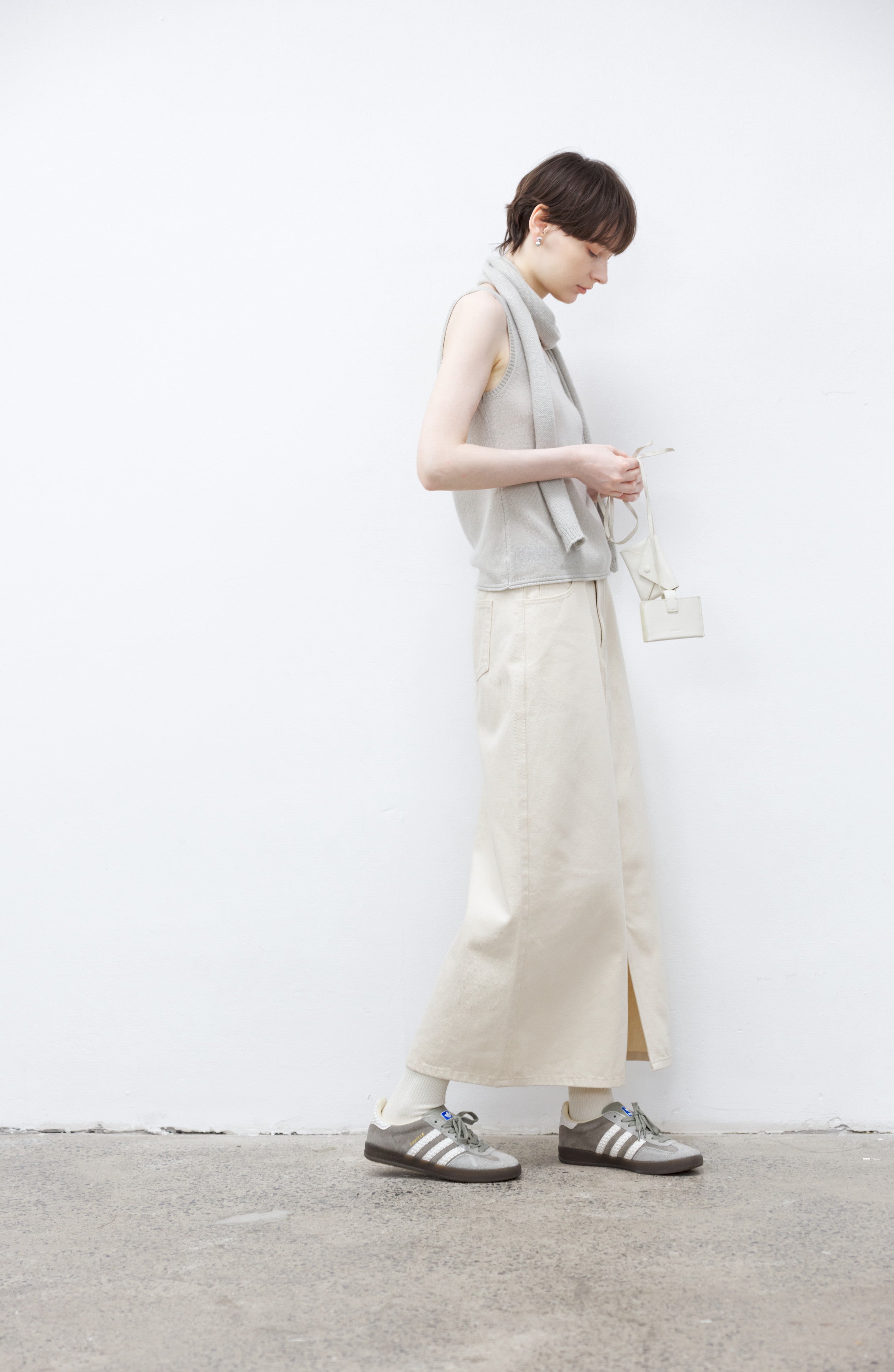 SLIT NATURAL DENIM SKIRT / スリットナチュラルデニムスカート