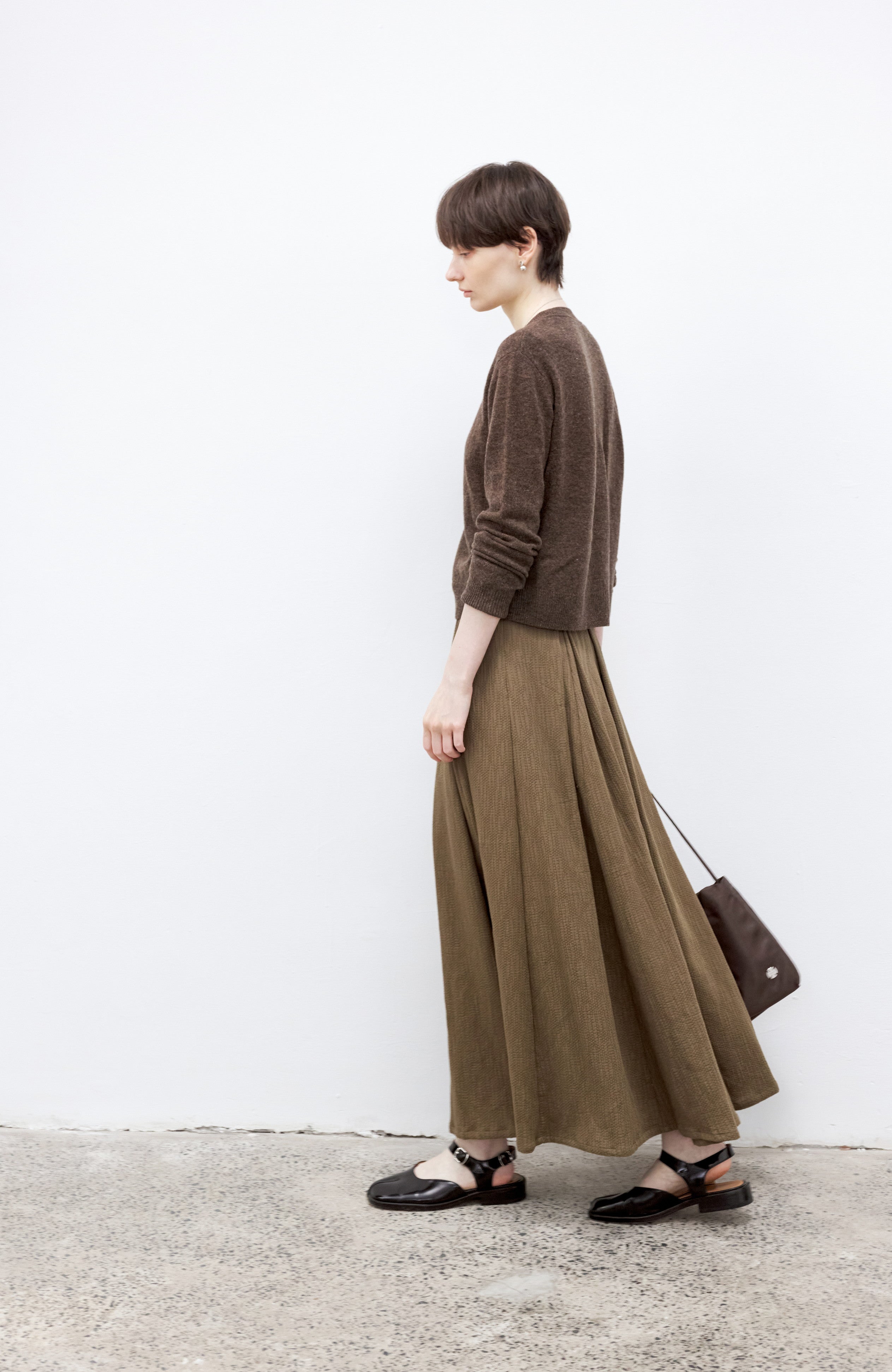 PLEATED FLARE CALM SKIRT / プリーツフレアカームスカート