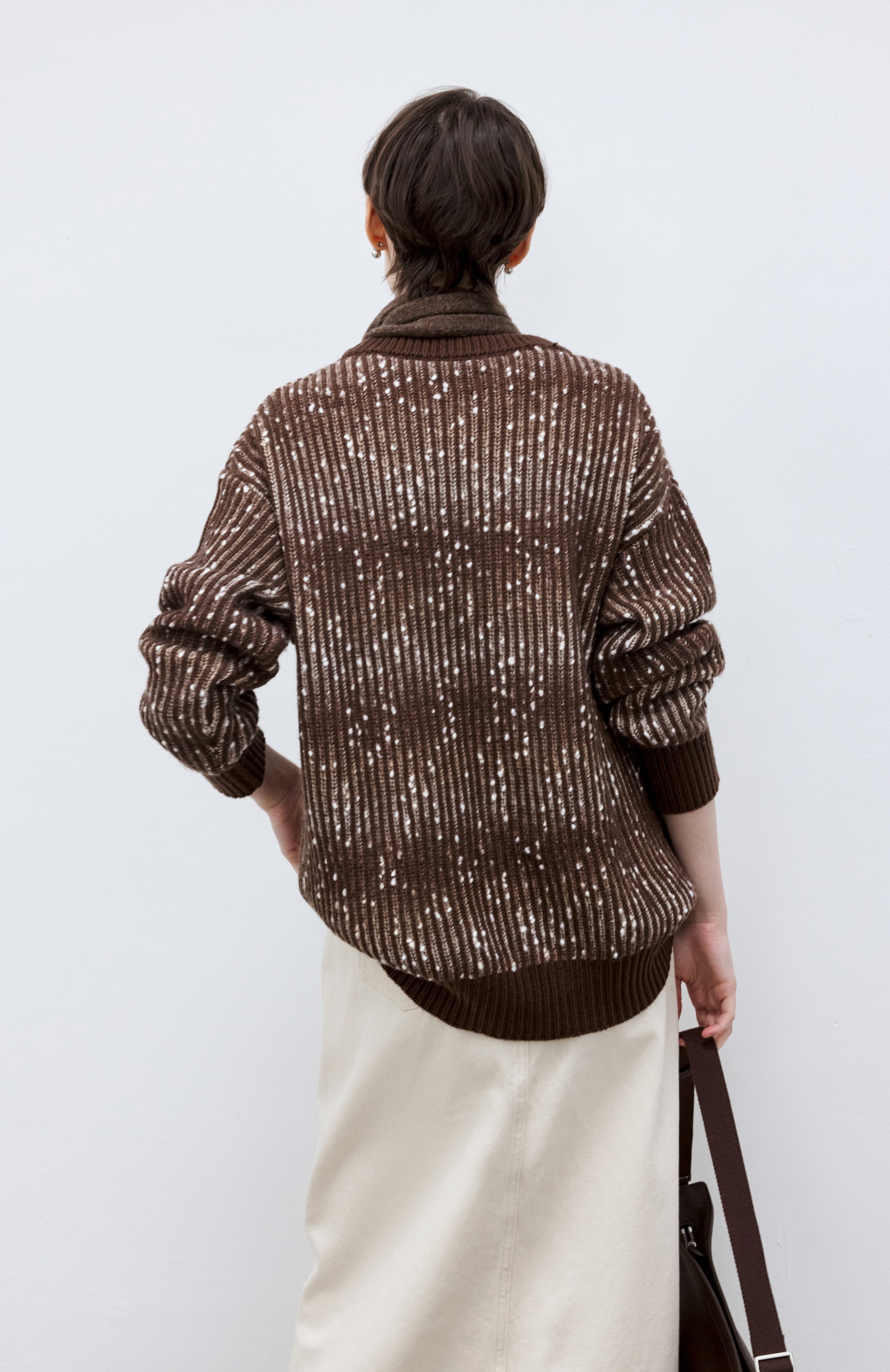 SNOW DOT BROWN SWEATER / スノードットブラウンセーター