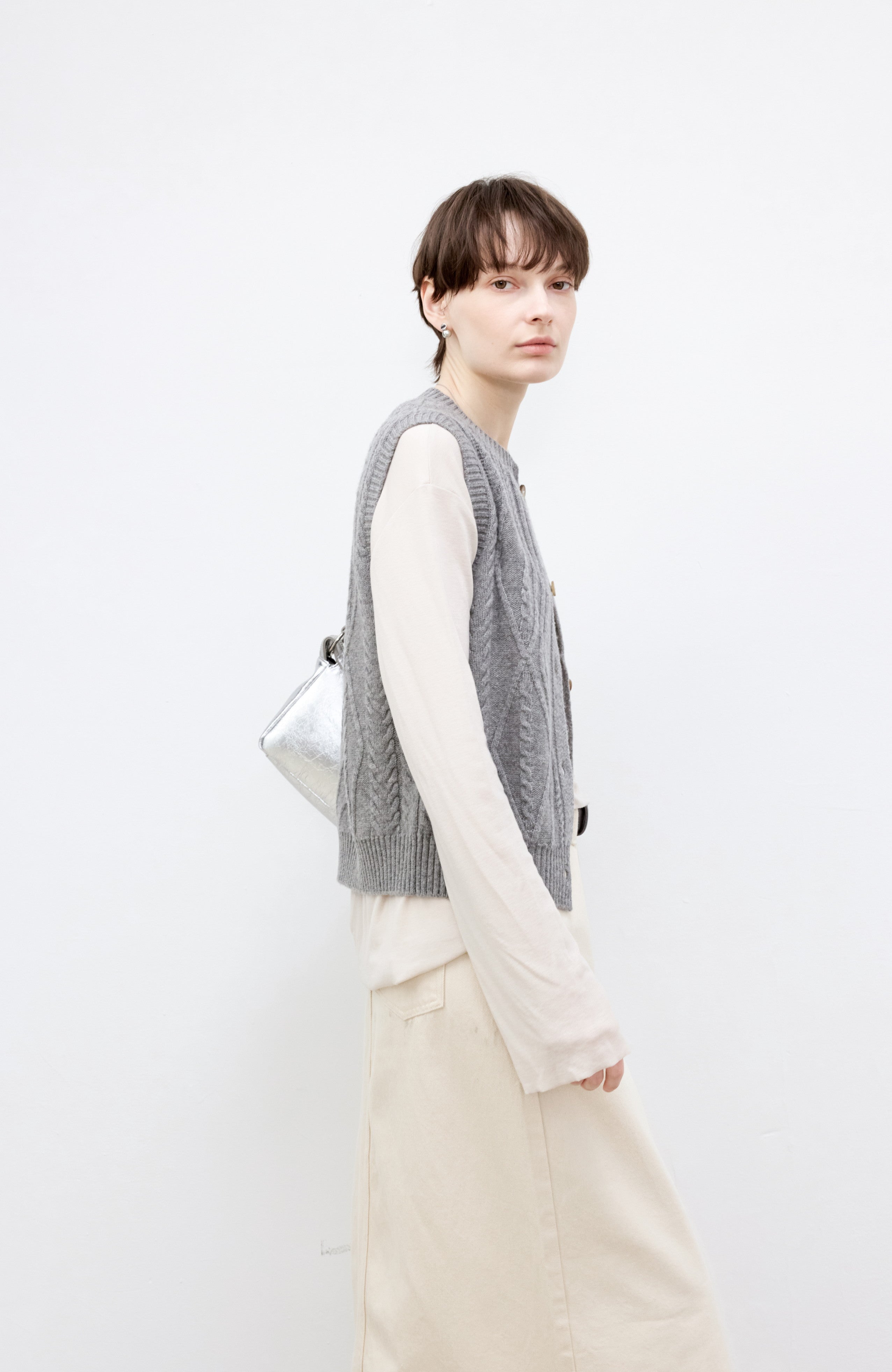 WOOL CABLE CARDIGAN VEST / ウールケーブルカーディガンベスト