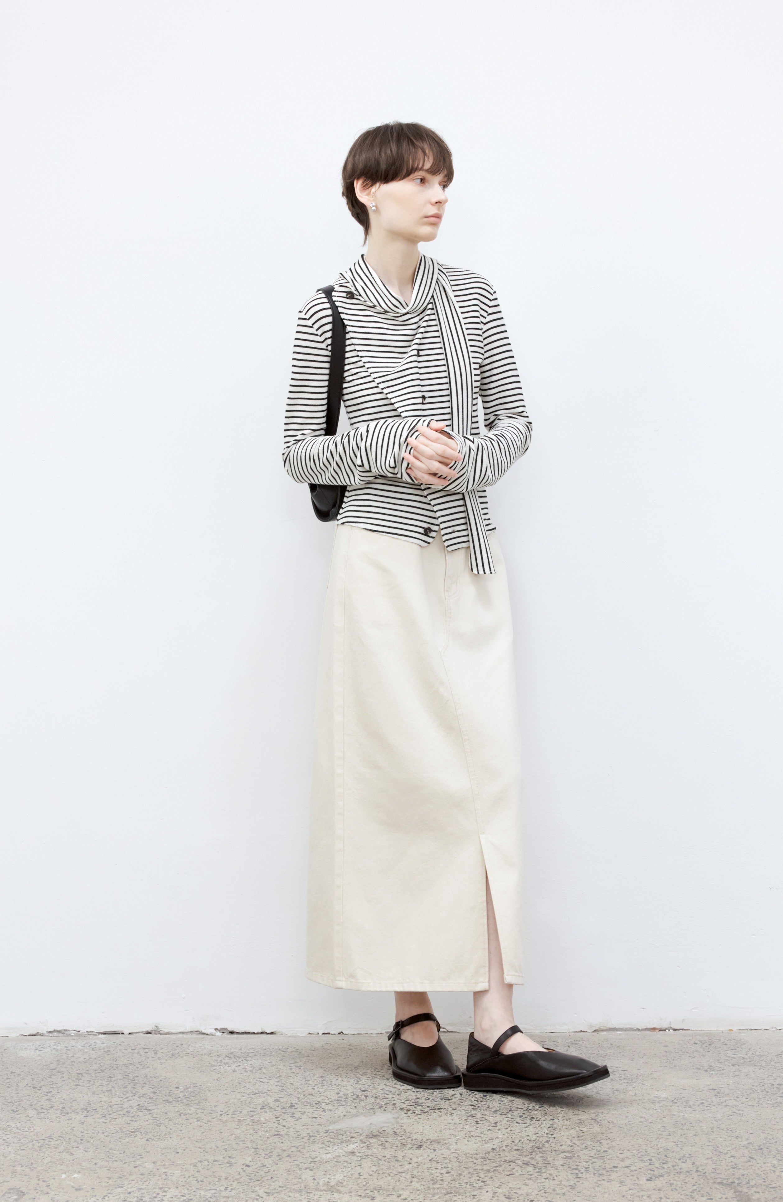 SLIT NATURAL DENIM SKIRT