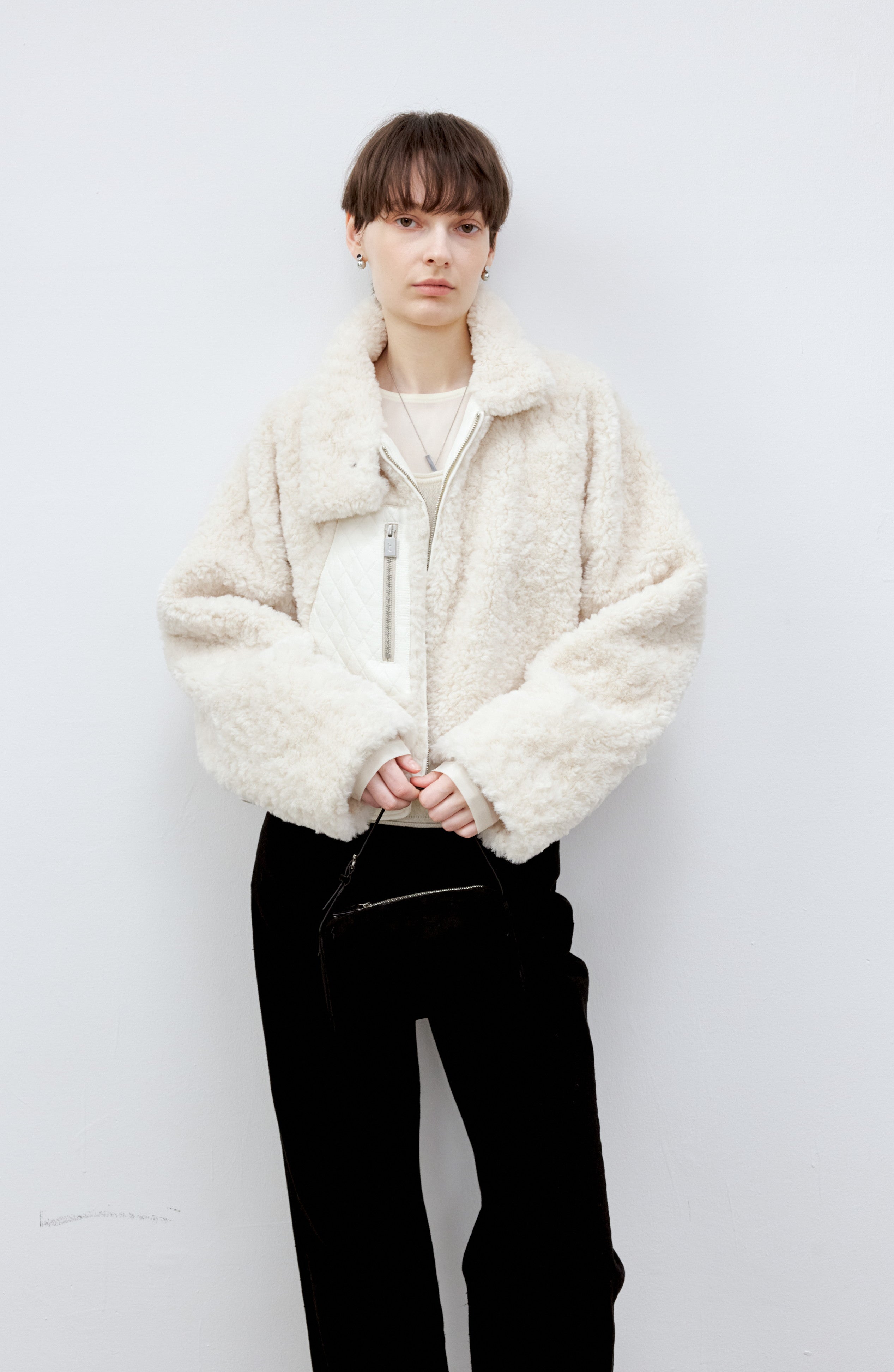 CONTRAST BOA MOUTON JACKET