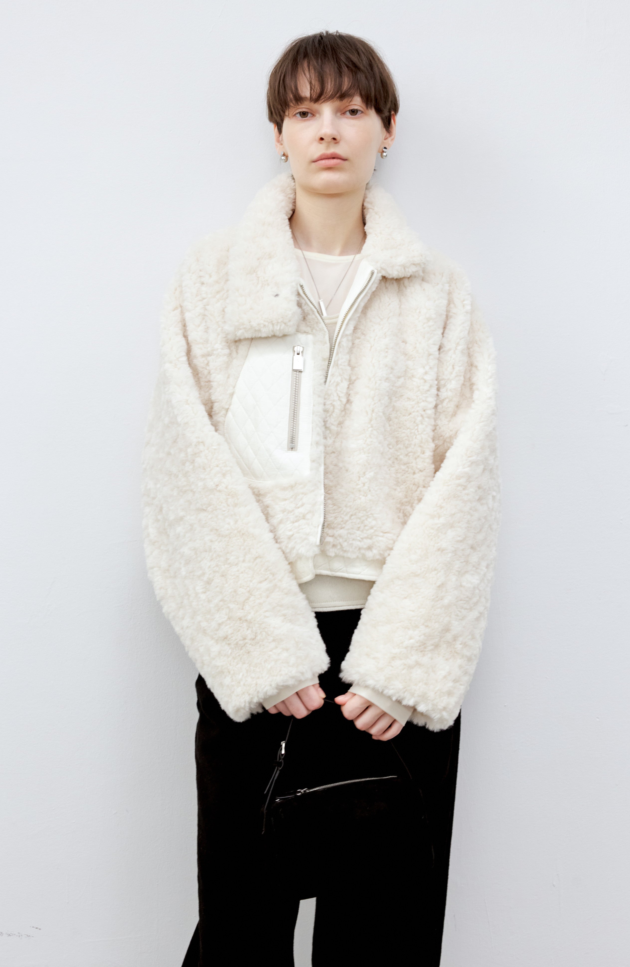 CONTRAST BOA MOUTON JACKET