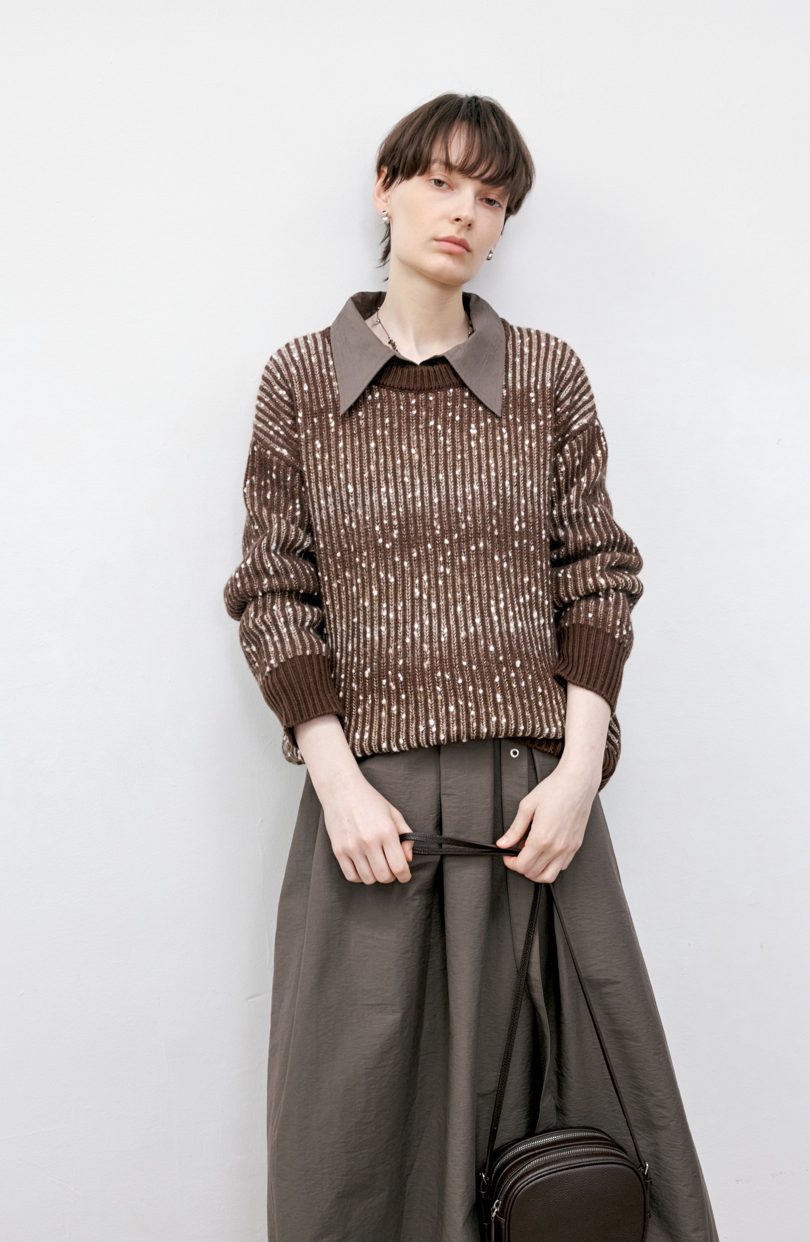 SNOW DOT BROWN SWEATER / スノードットブラウンセーター