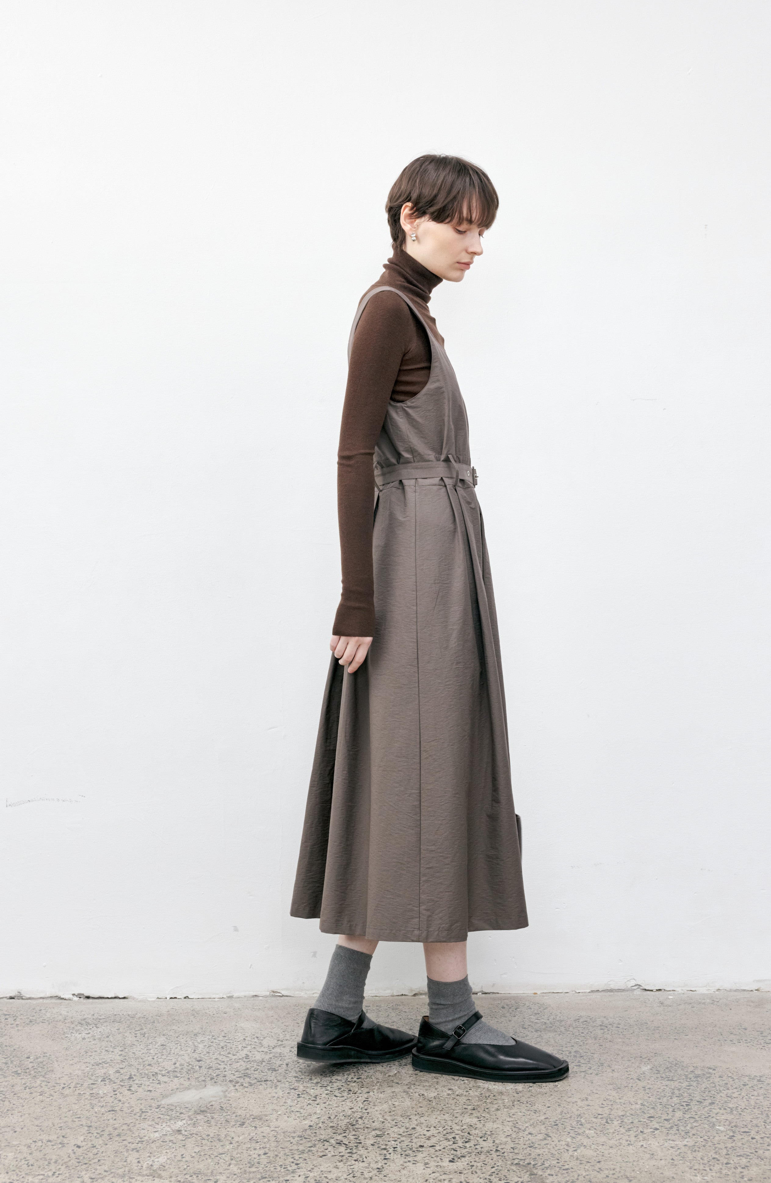 BELT MARK CLASSICAL DRESS / ベルトマーククラシカルワンピース