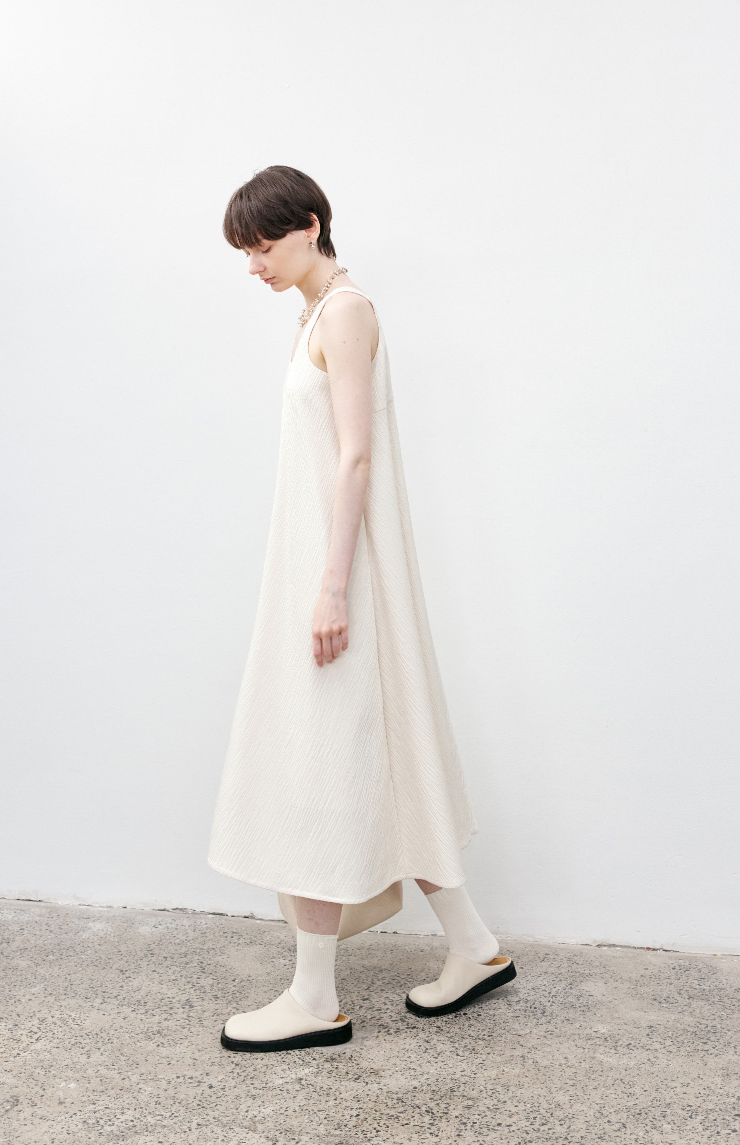 WRINKLE FLARE NATURAL DRESS