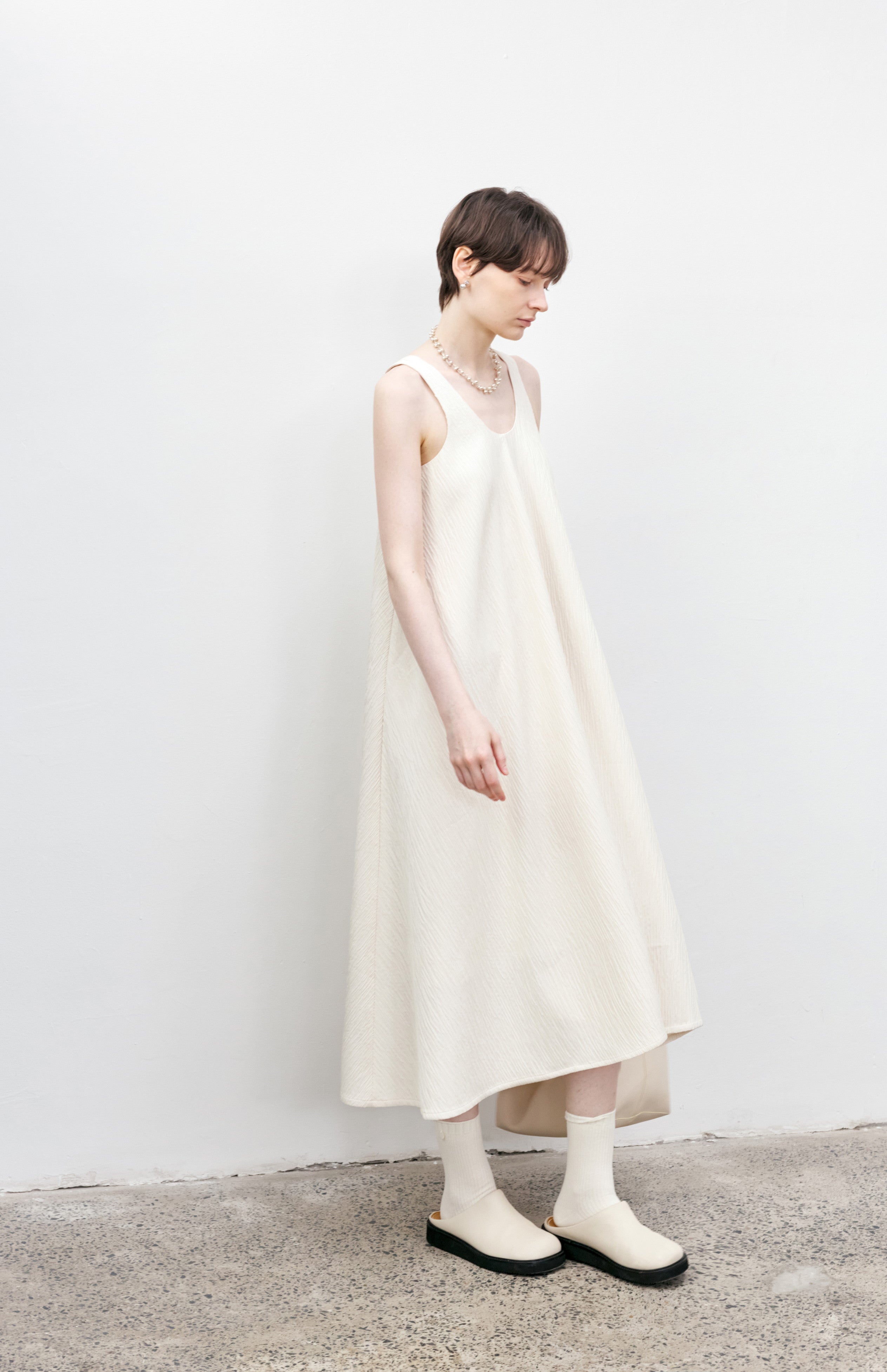 WRINKLE FLARE NATURAL DRESS