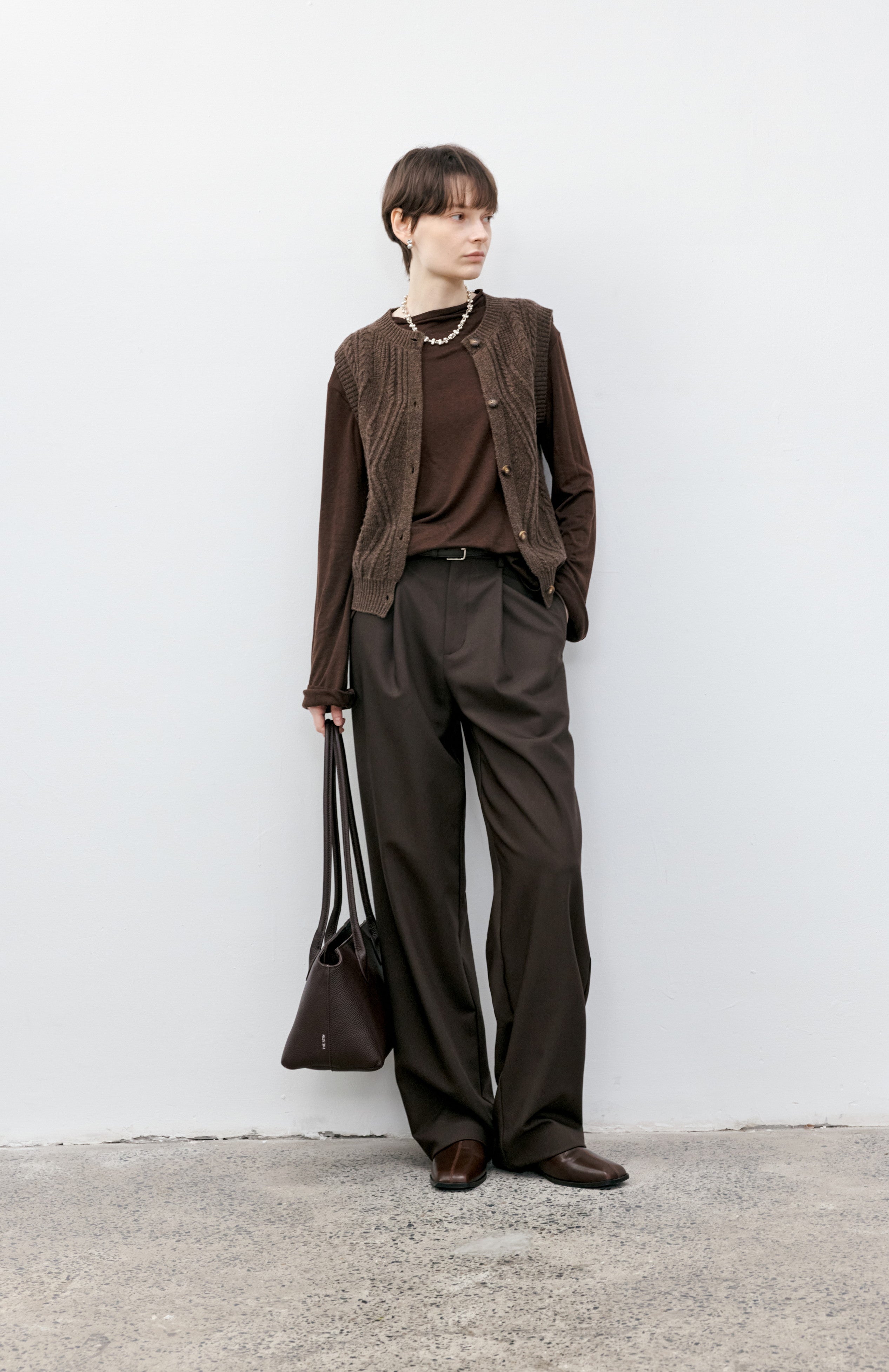 BASIC DRAPE STRAIGHT PANTS