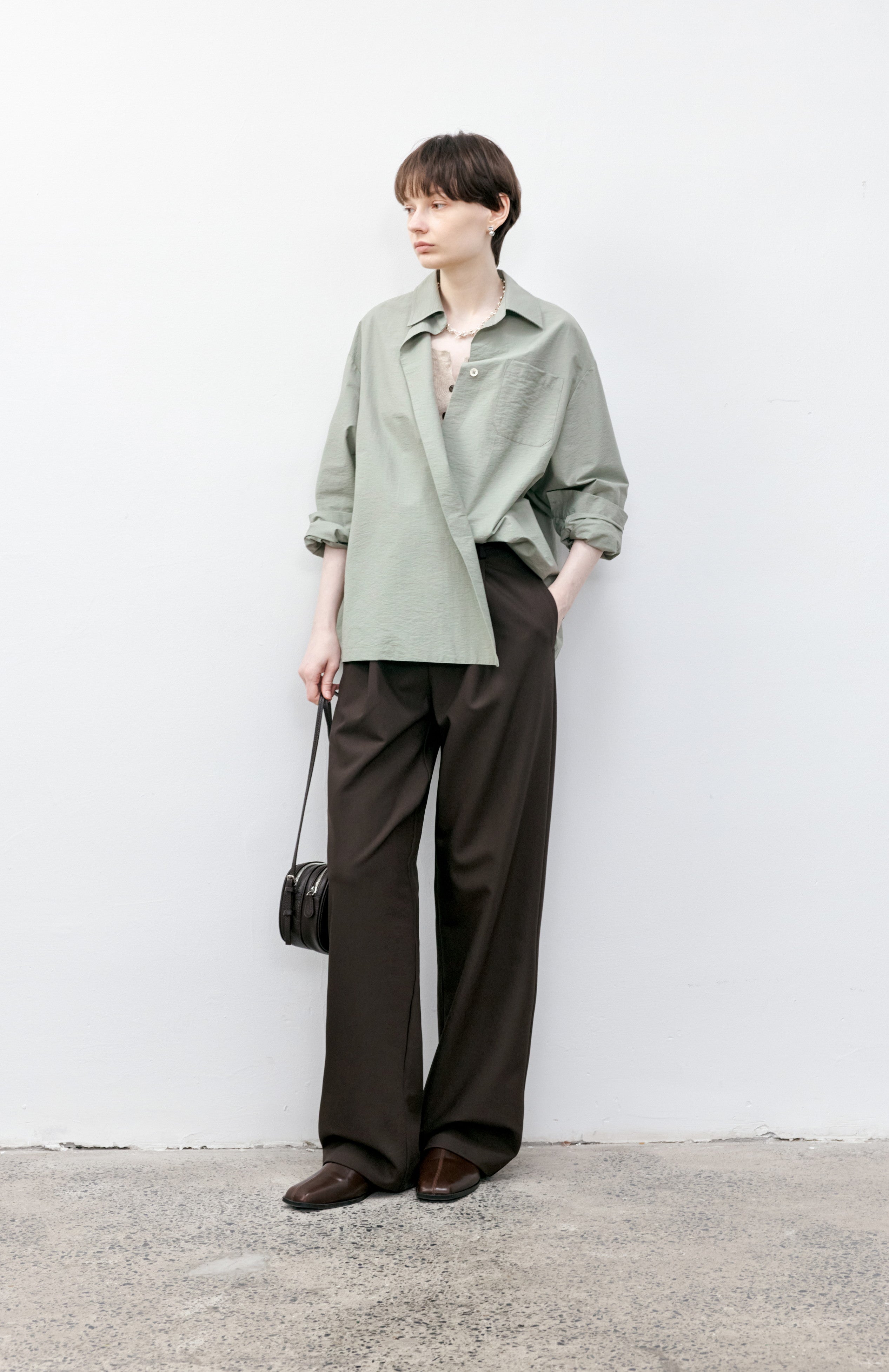 BASIC DRAPE STRAIGHT PANTS