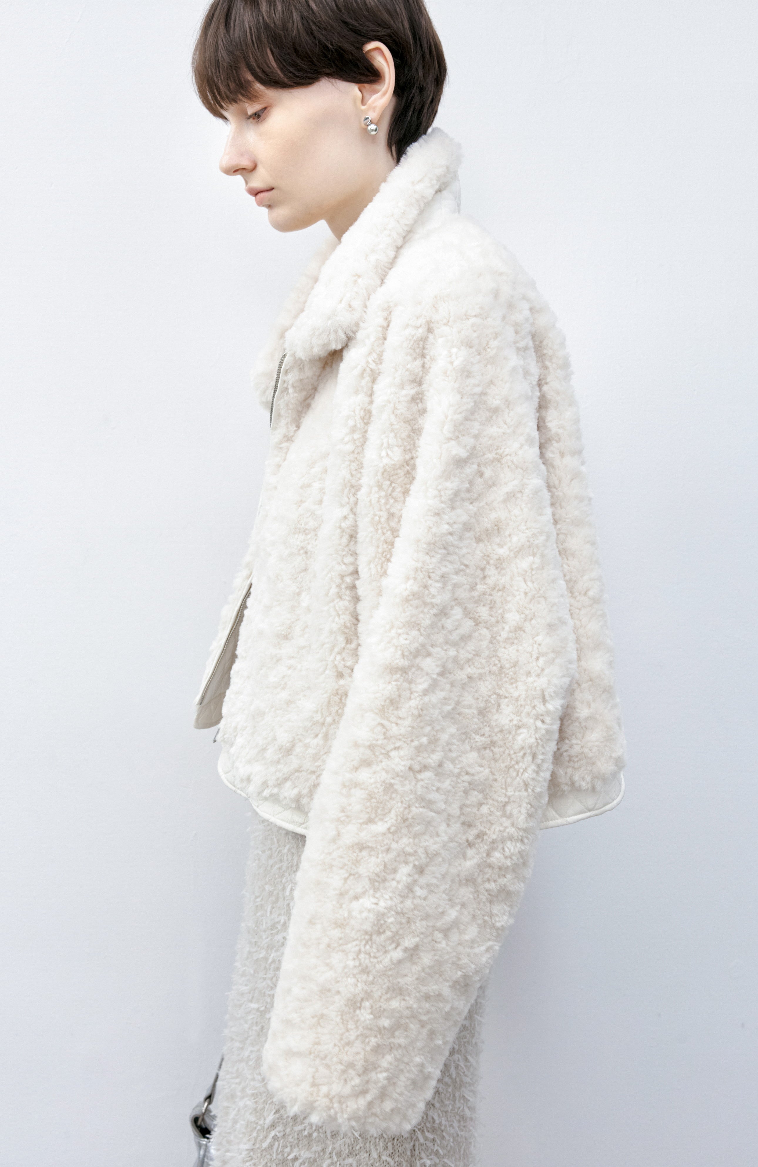 CONTRAST BOA MOUTON JACKET