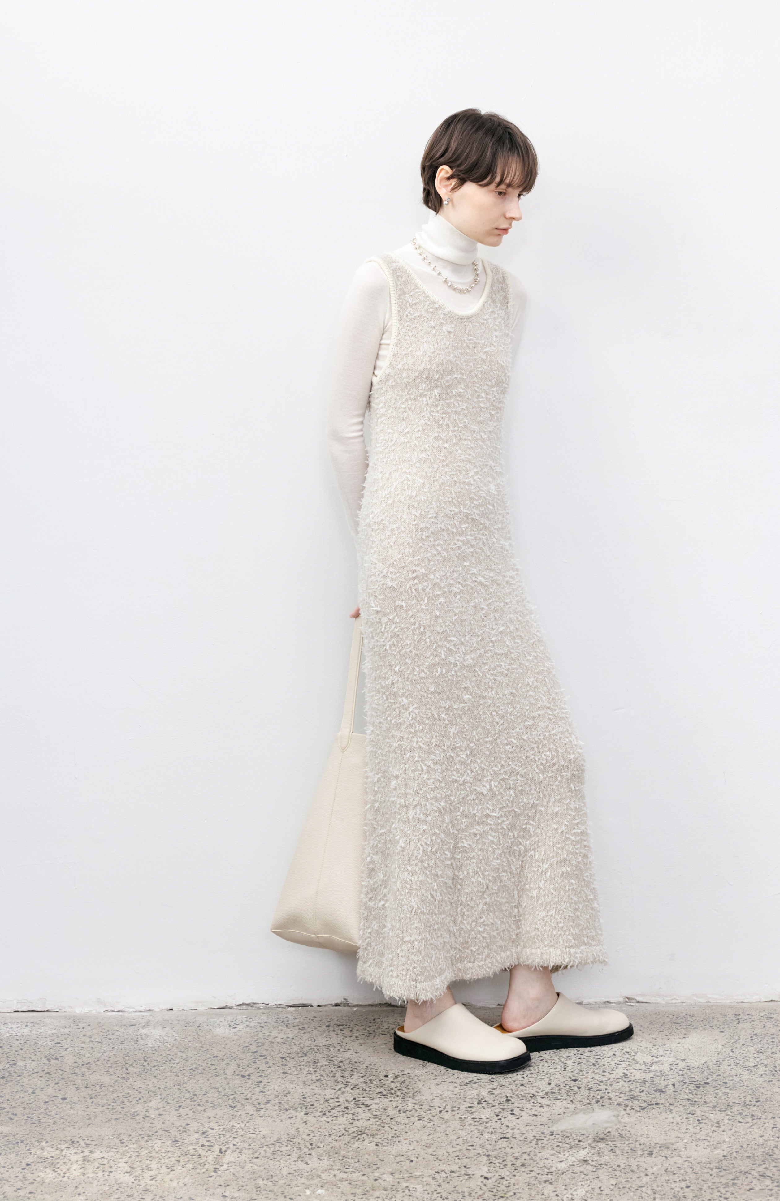 FLUFFY SOFT KNIT DRESS / フラッフィーソフトニットワンピース