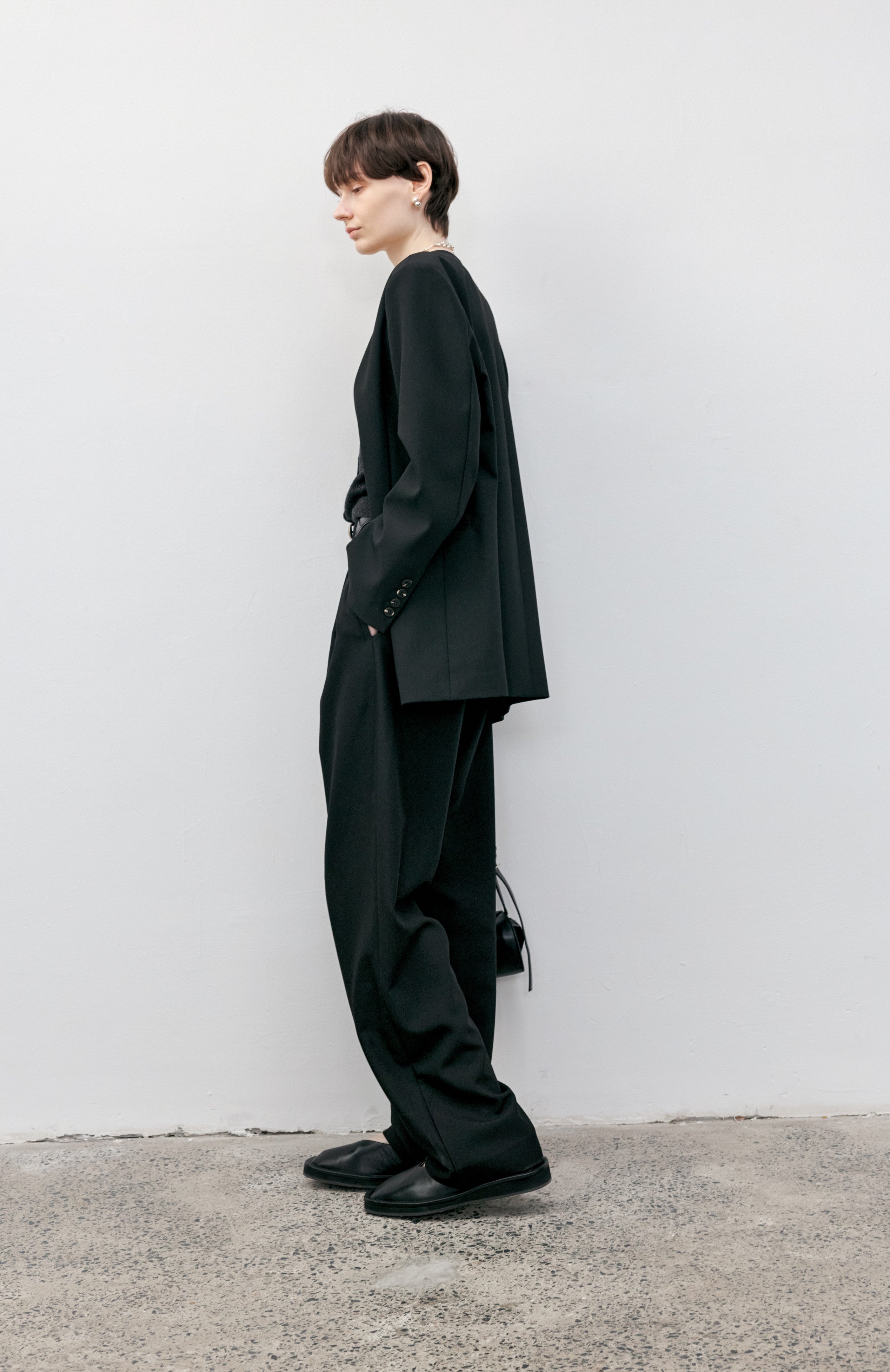 BASIC DRAPE STRAIGHT PANTS