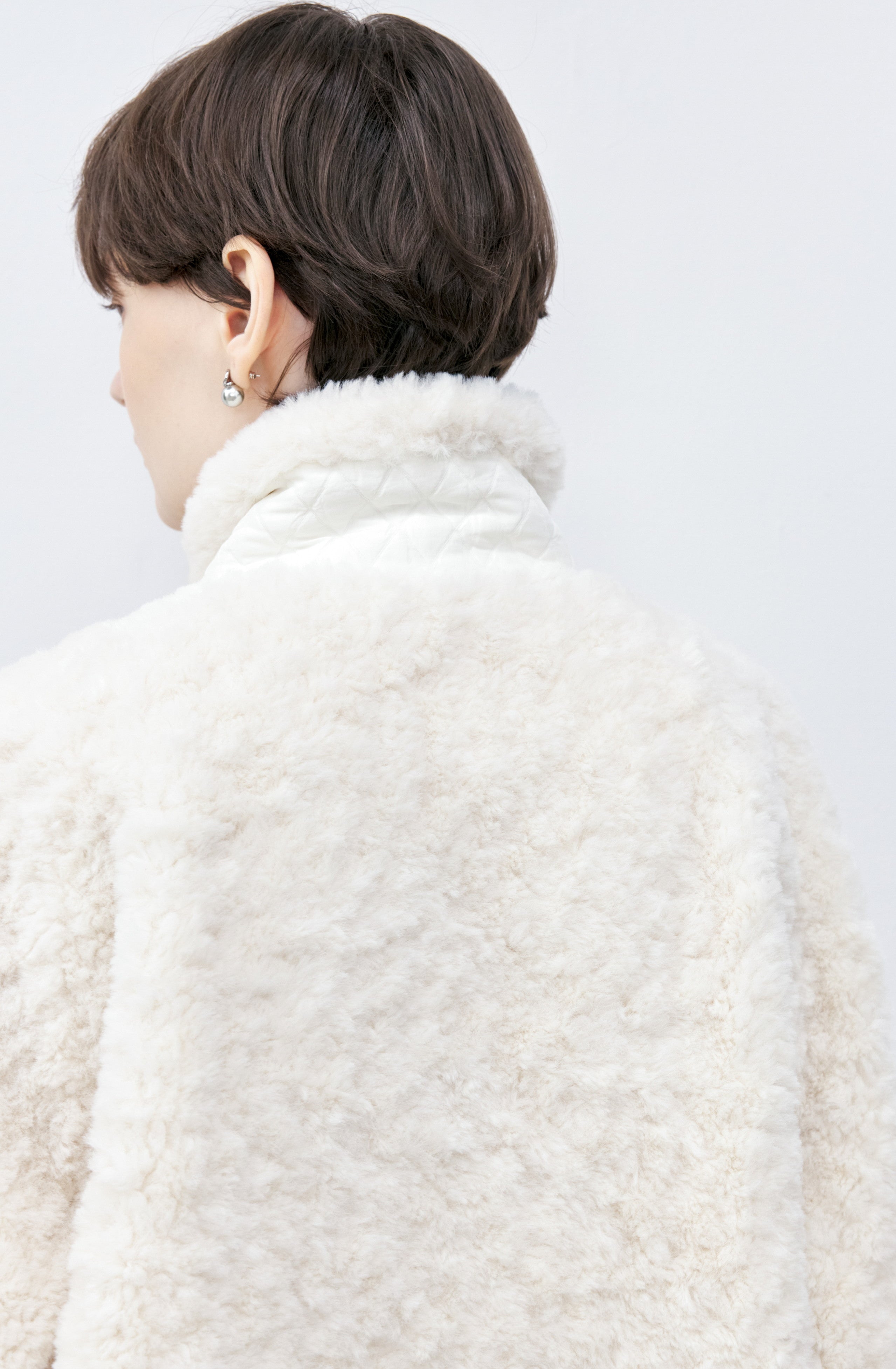 CONTRAST BOA MOUTON JACKET