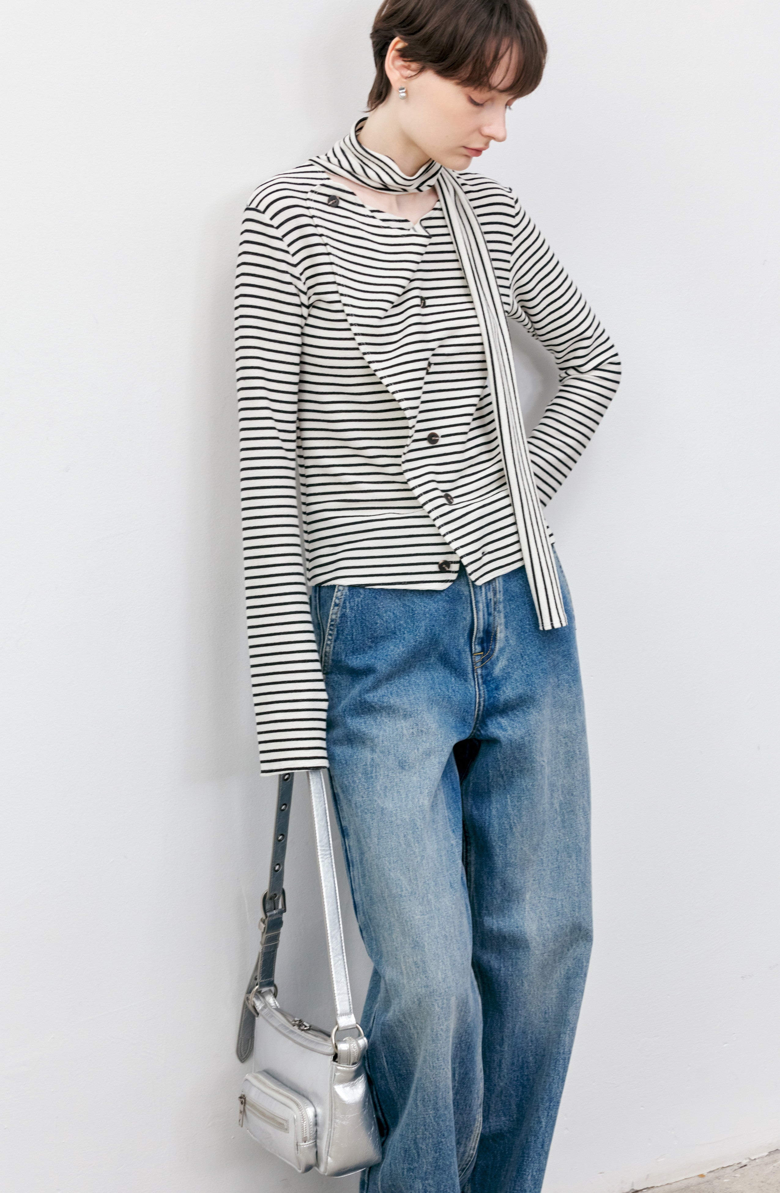 BASIC STRAIGHT JEANS / ベーシックストレートジーンズ