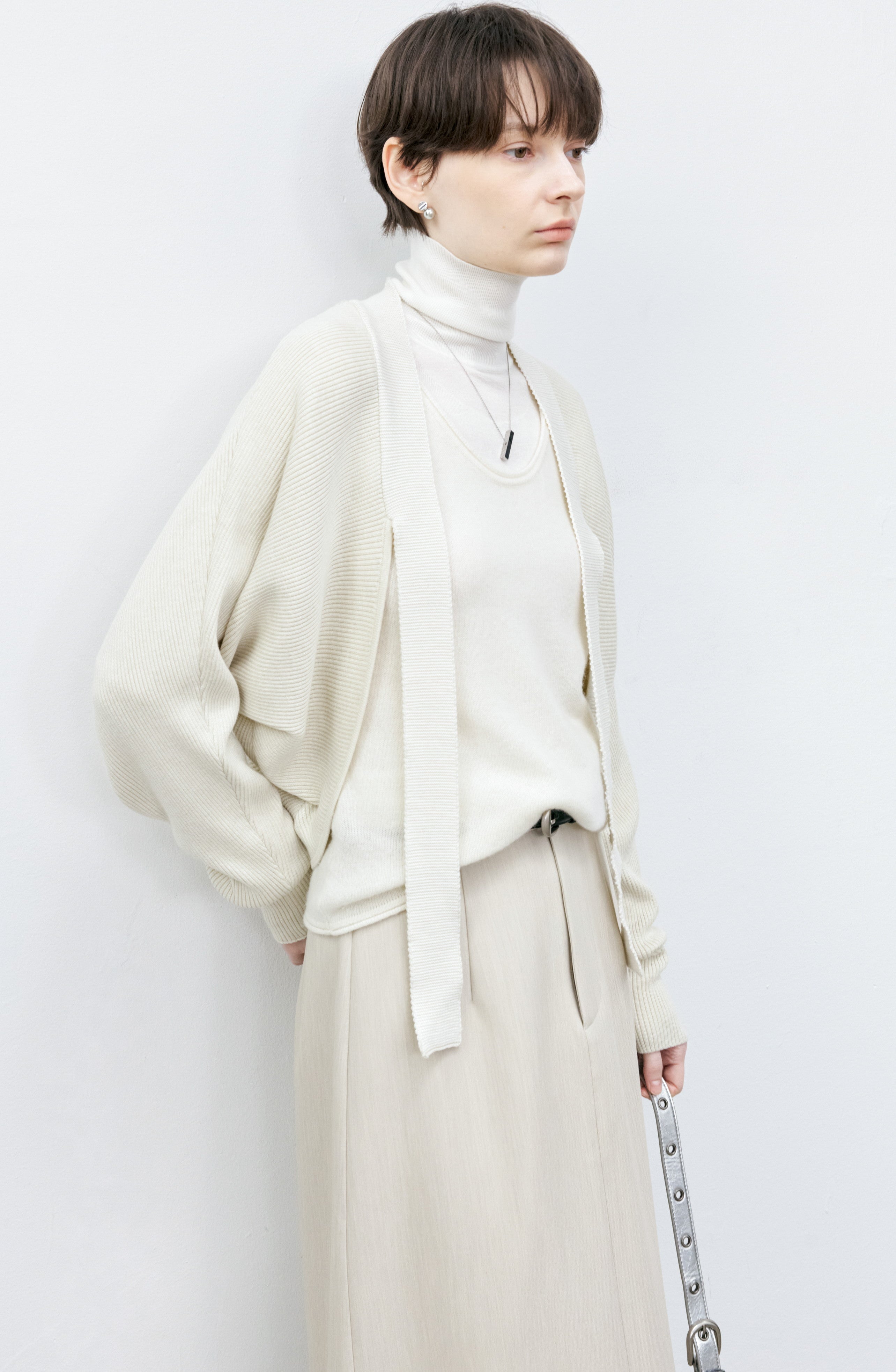 SLIM FIT TURTLENECK SWEATER / スリムフィットタートルネックセーター