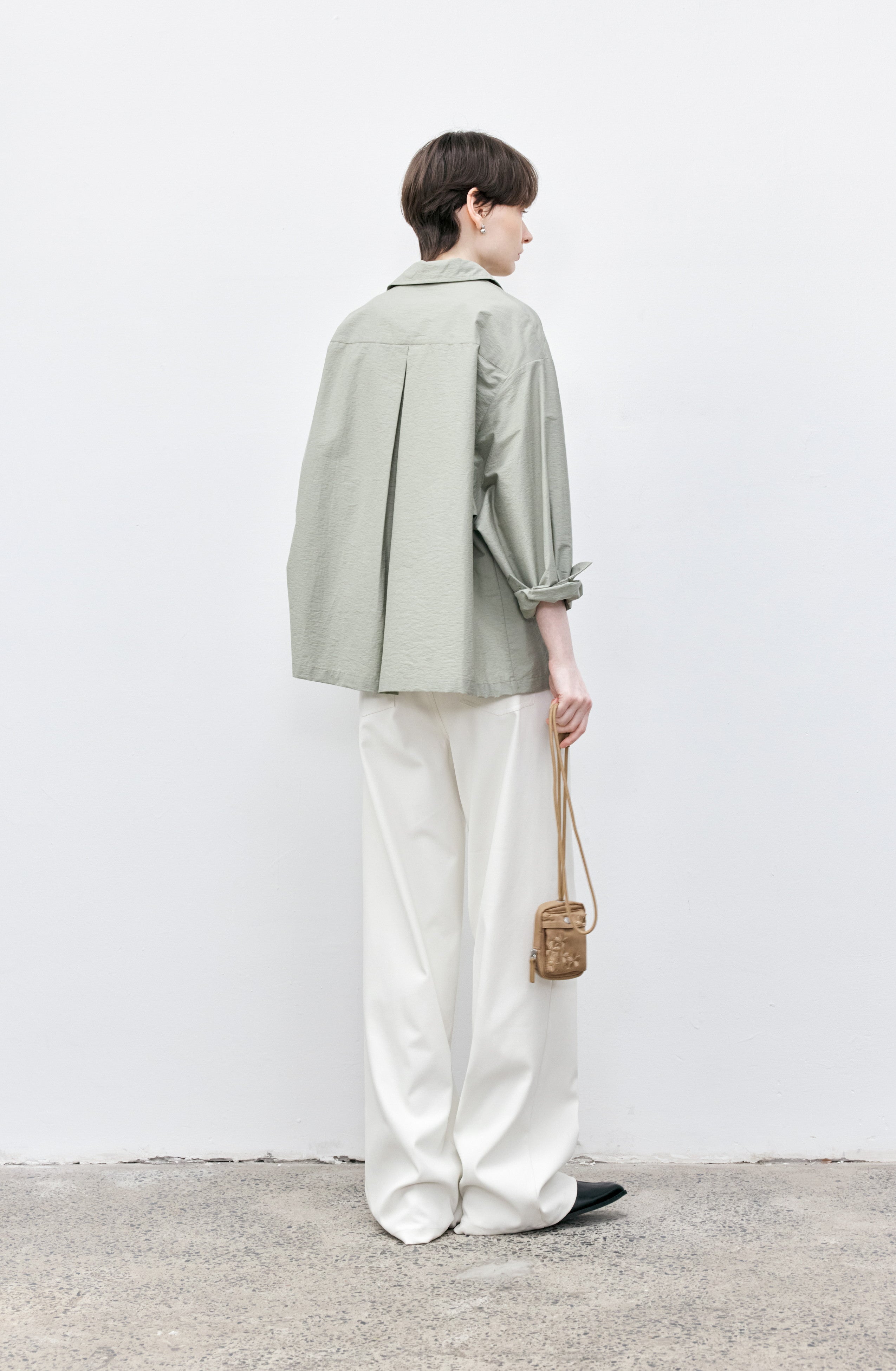 ASYMMETRIC WRINKLE COLOR SHIRT / アシンメトリーリンクルカラーシャツ