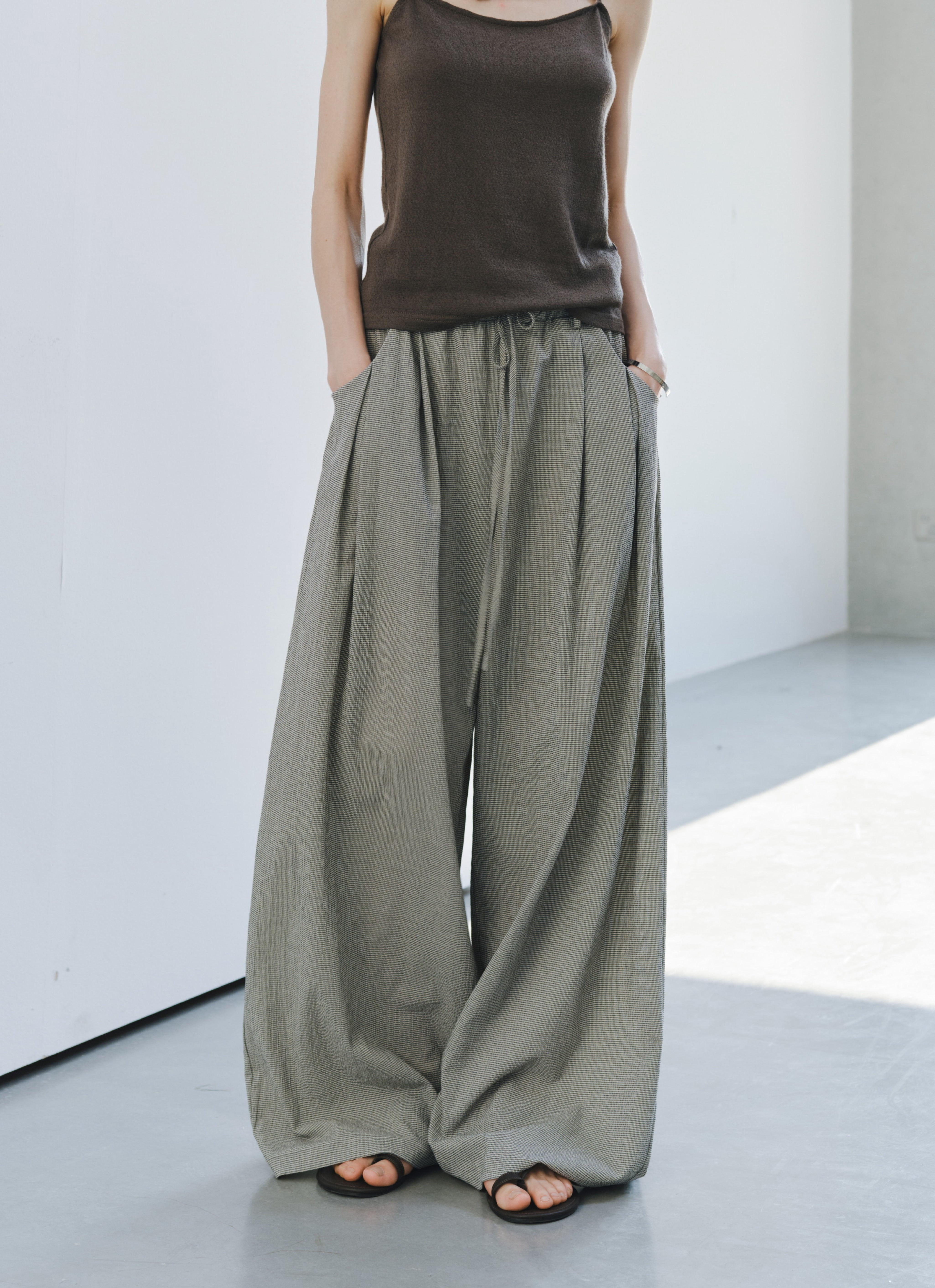 SEERSUCKER WIDE PANTS / シアサッカーワイドパンツ