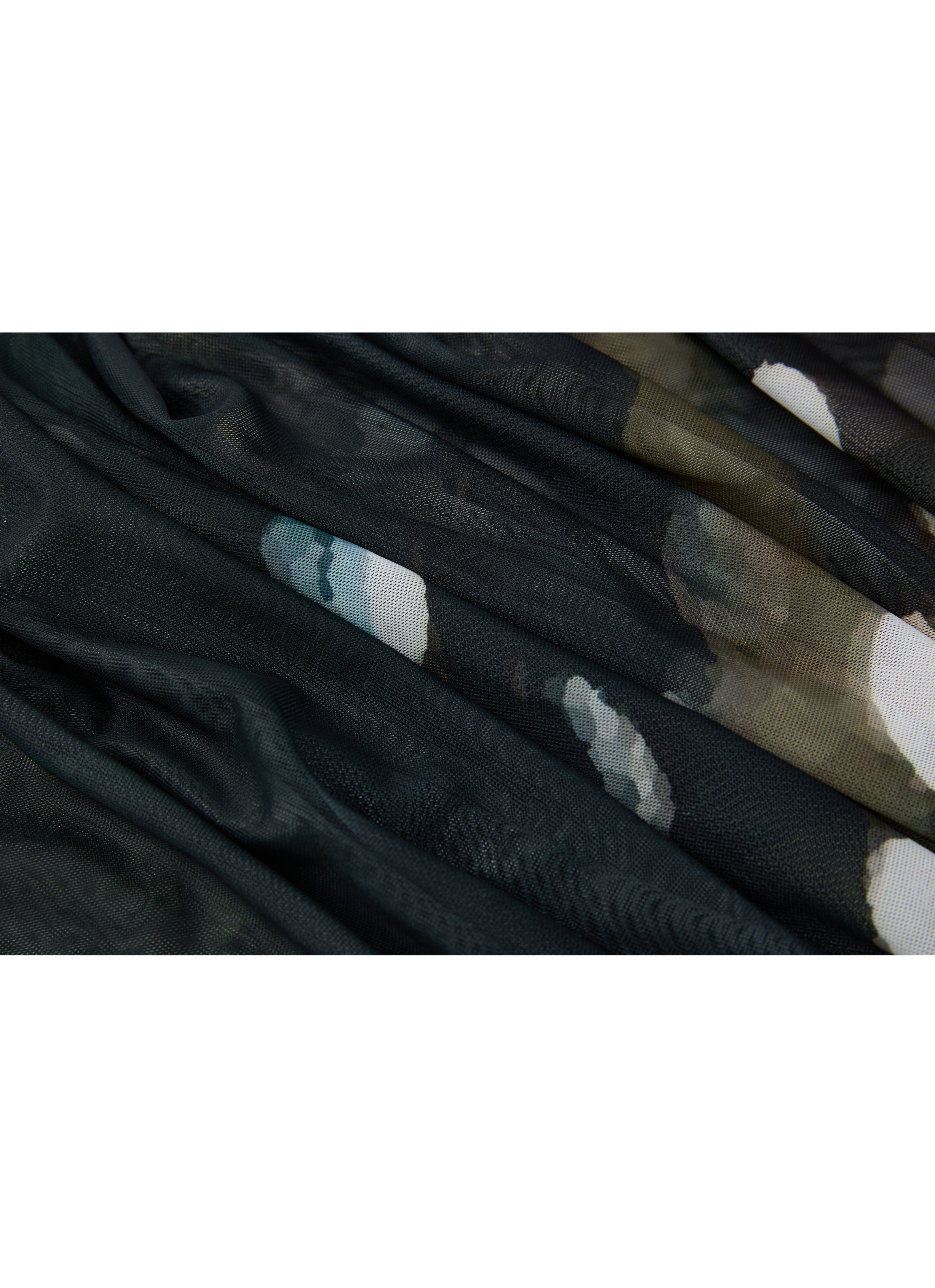LIGHT SHADOW MESH TOP