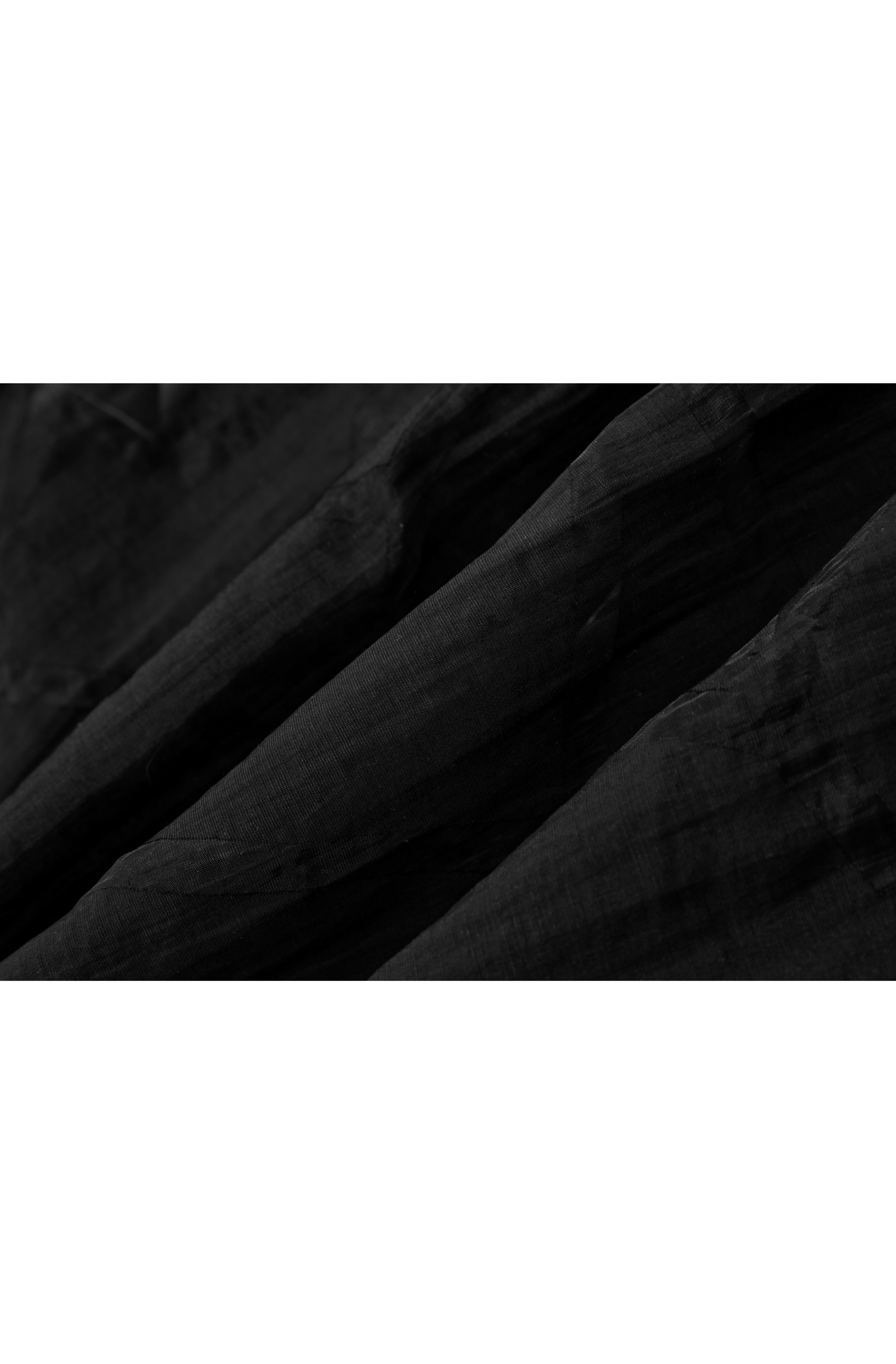 GEOMETRIC SHEER LIGHT JACKET